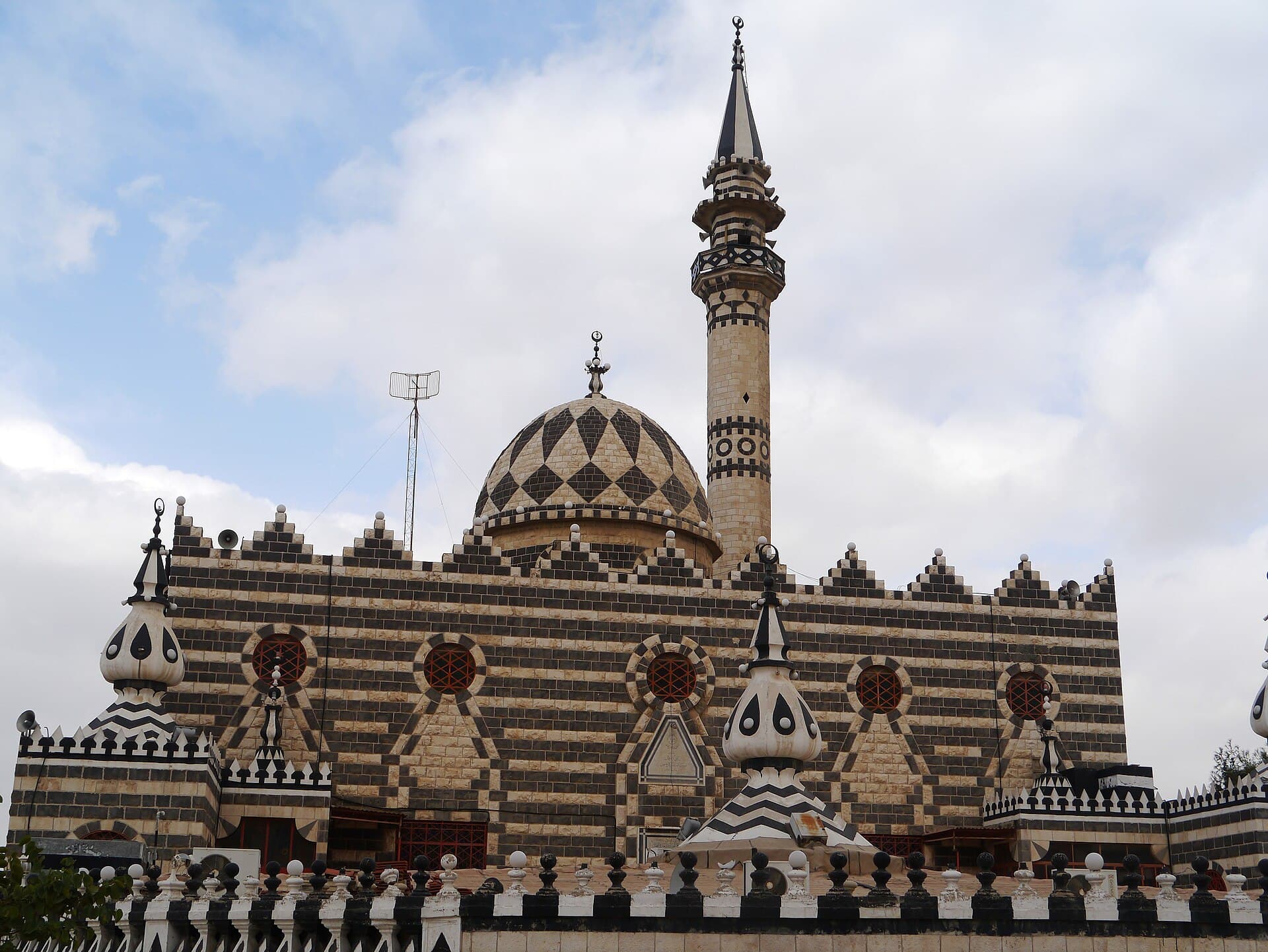 مسجد أبو درويش، عمّان