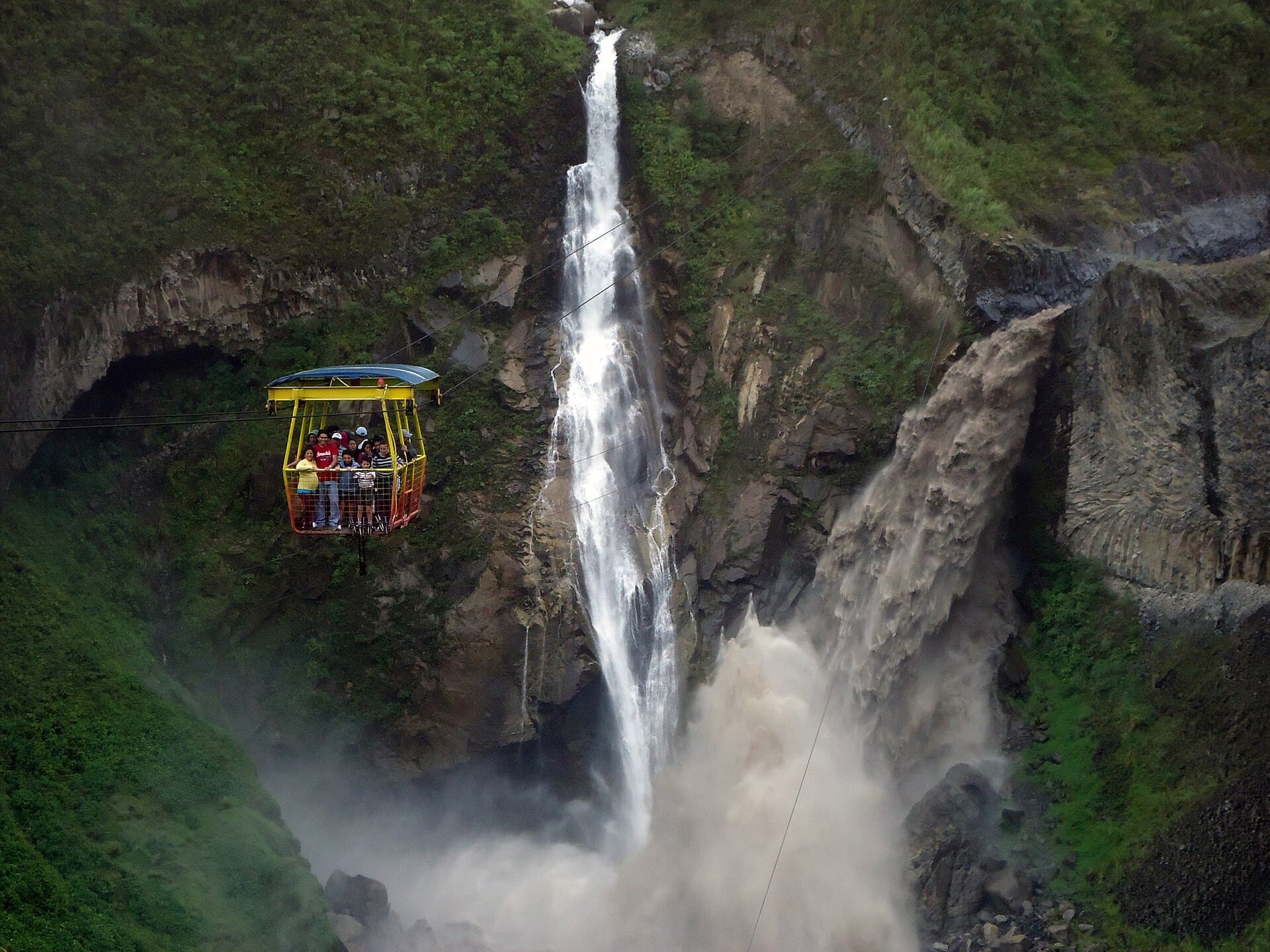 Agoyán waterfall near Baños