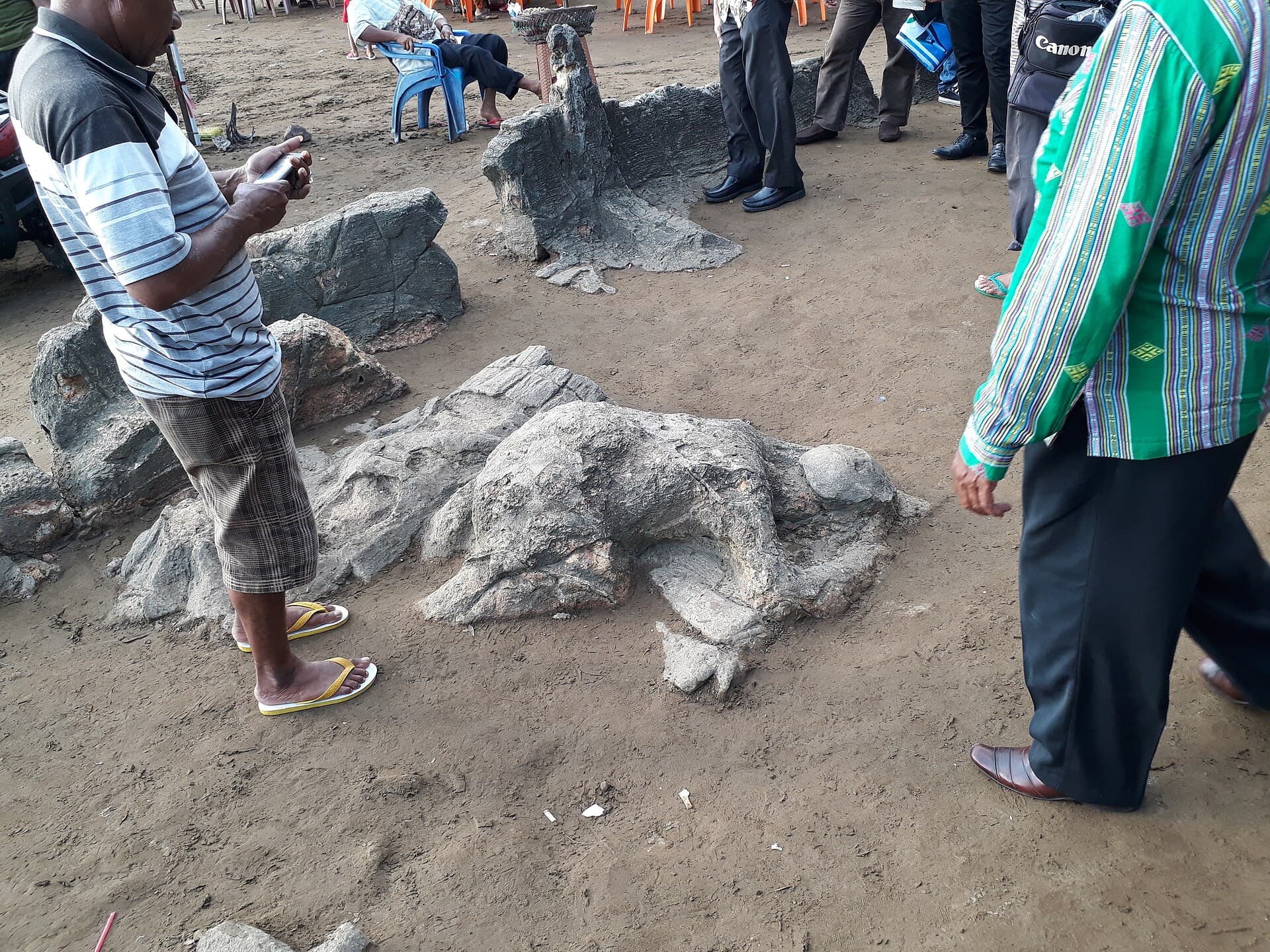 Malin Kundang stone, Air Manis Beach