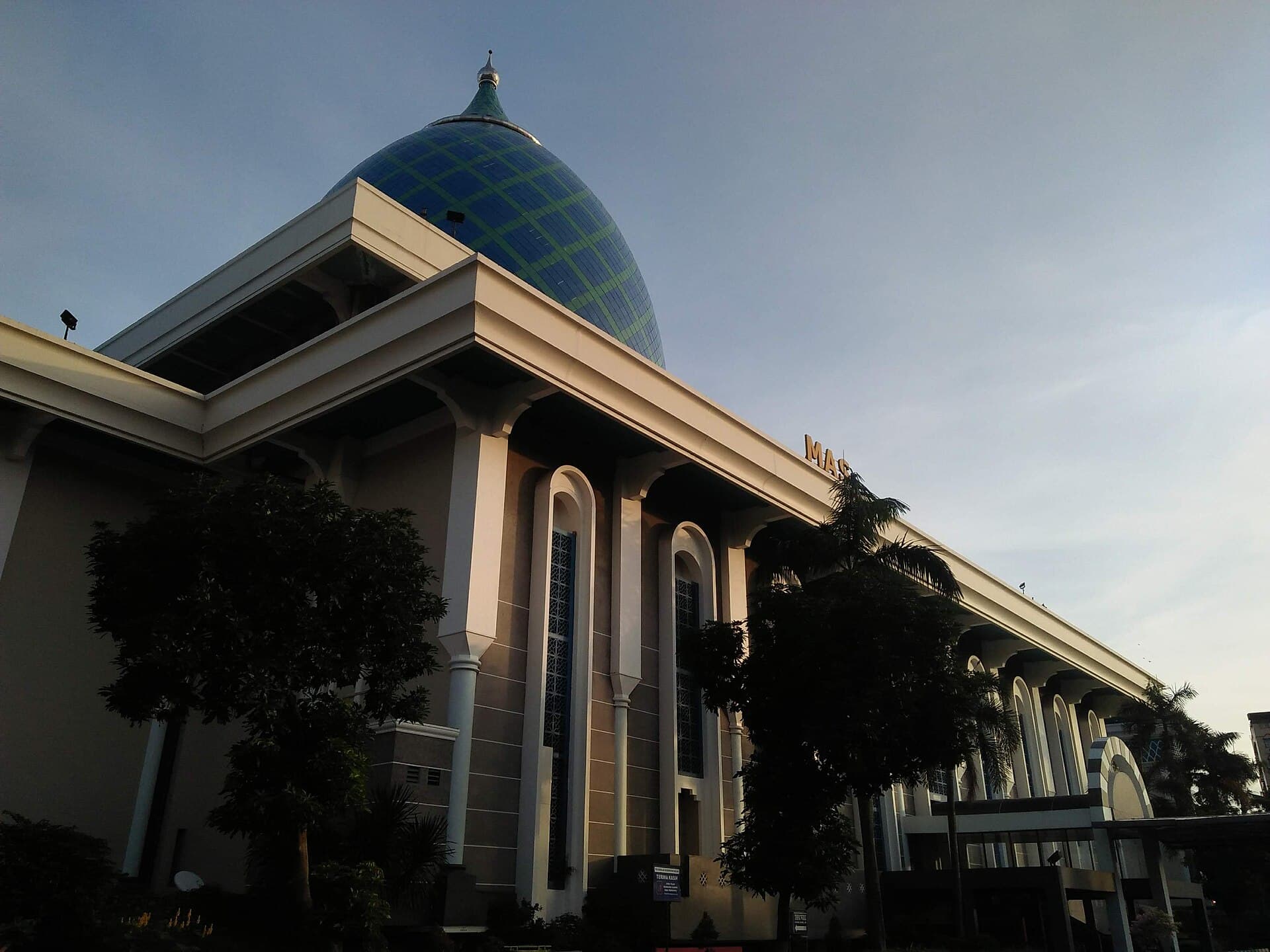 Al-Akbar National Mosque, Surabaya