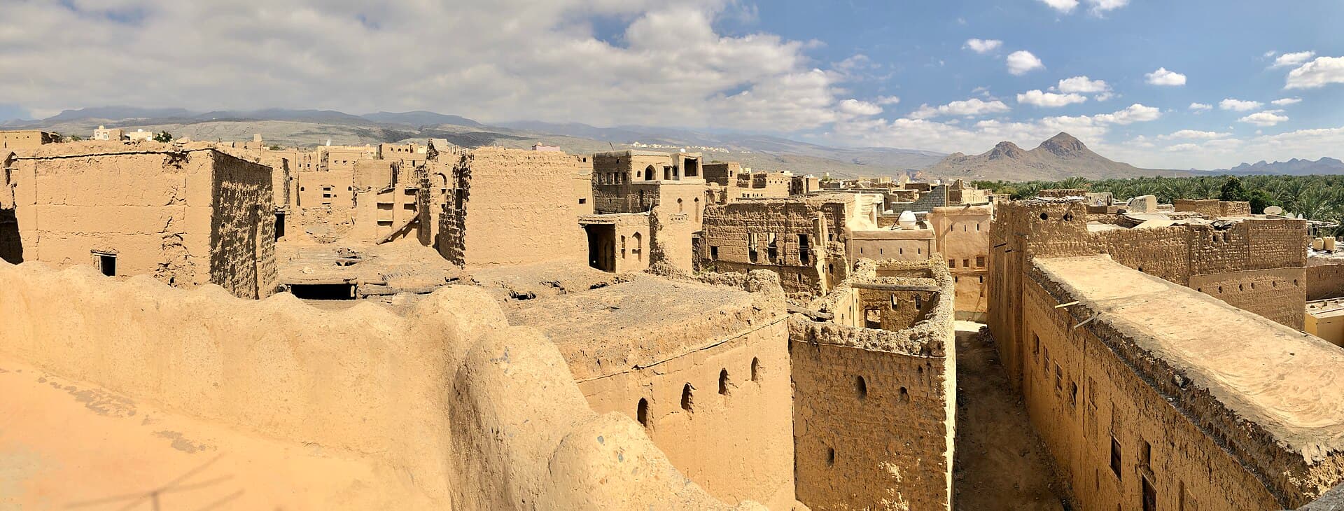 حارة الحمراء القديمة، الحمراء