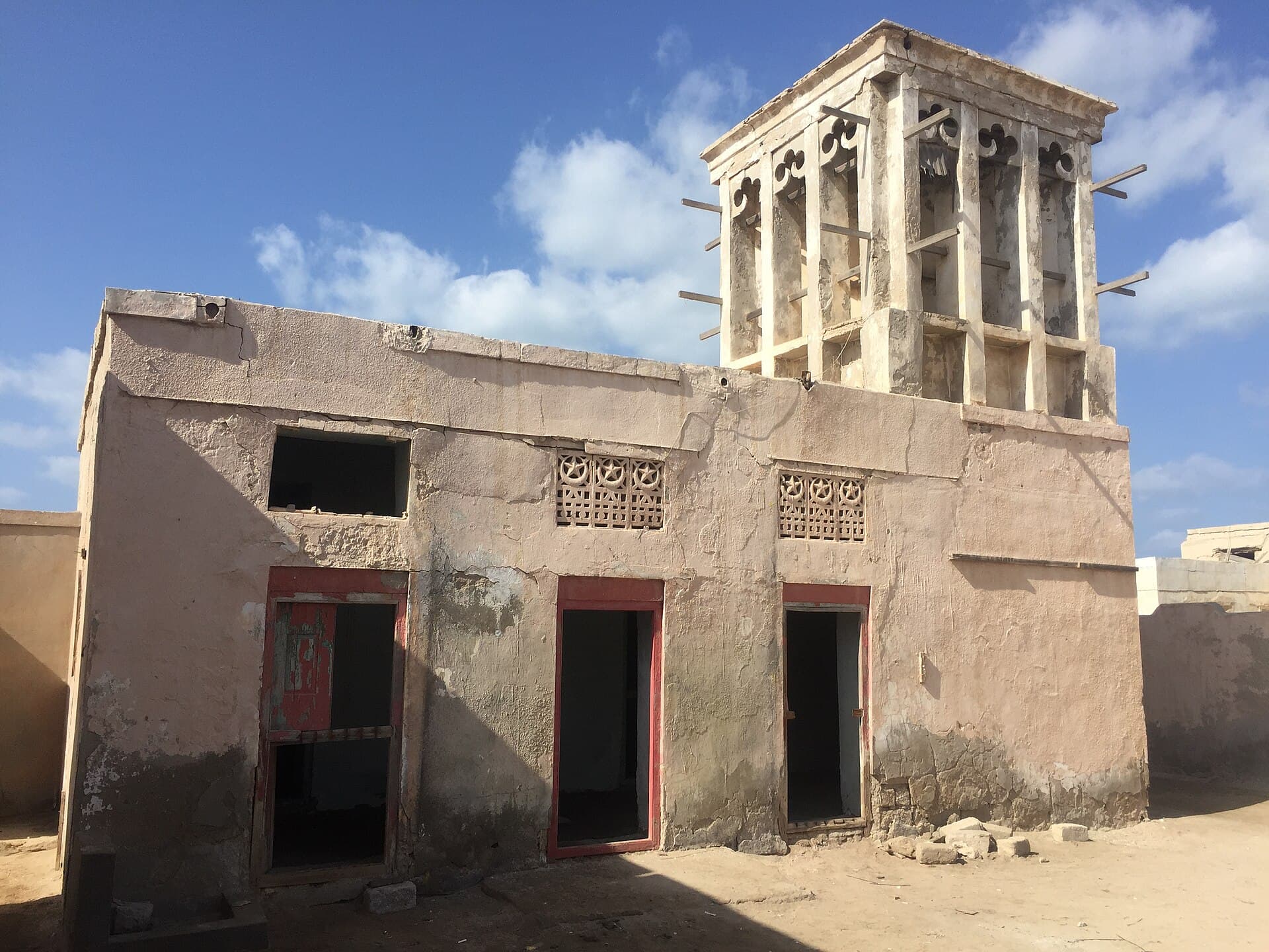 الجزيرة الحمراء التراثية