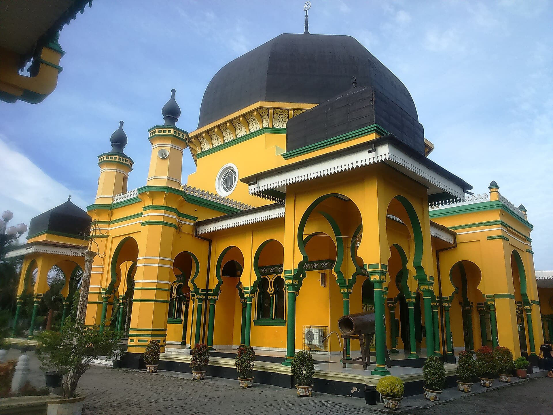 Al-Osmani Mosque, Labuhan, Medan