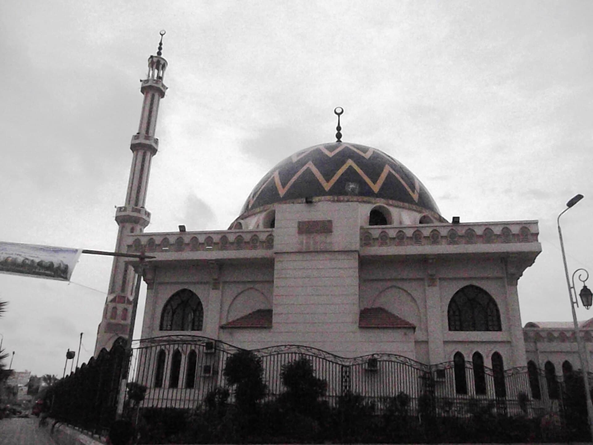 مسجد الشاطئ في بورسعيد