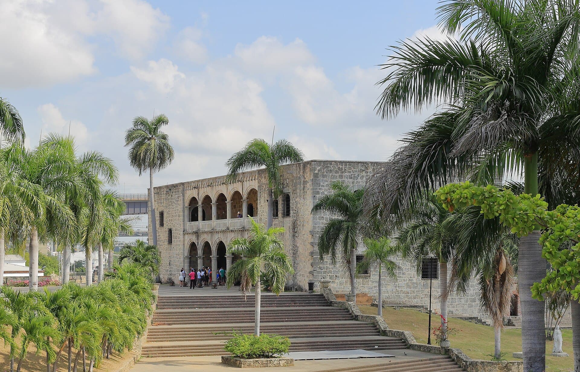Alcazar de Colon, Santo Domingo