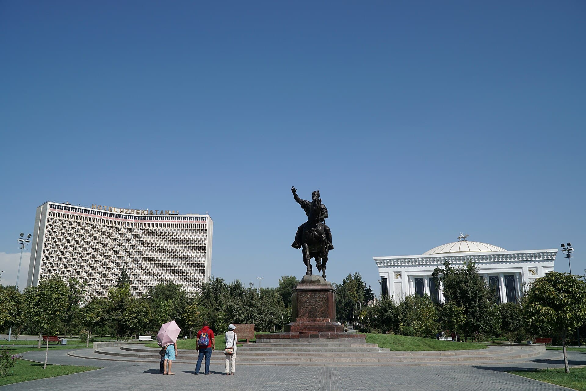 Amir Timur Square