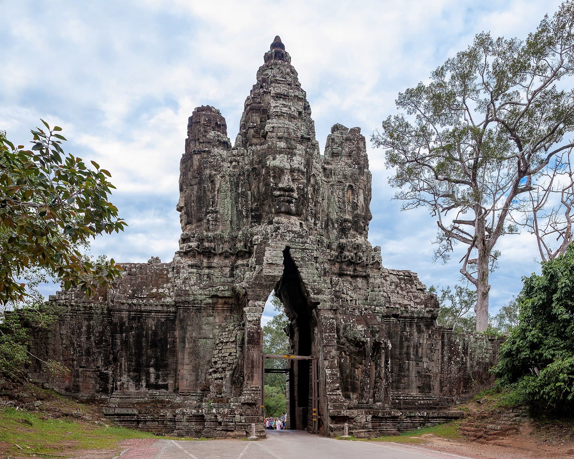South gate of Angkor Thom