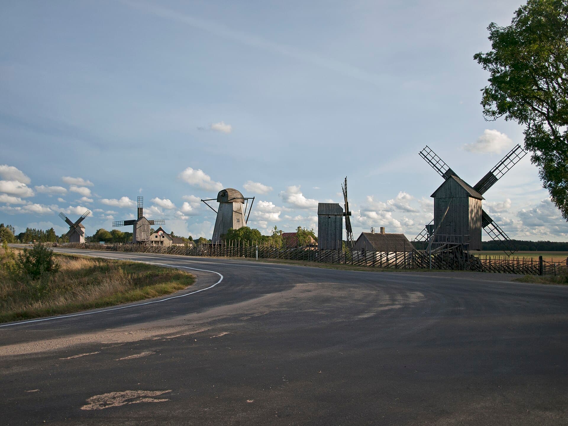 Angla Windmill Hill, Saaremaa