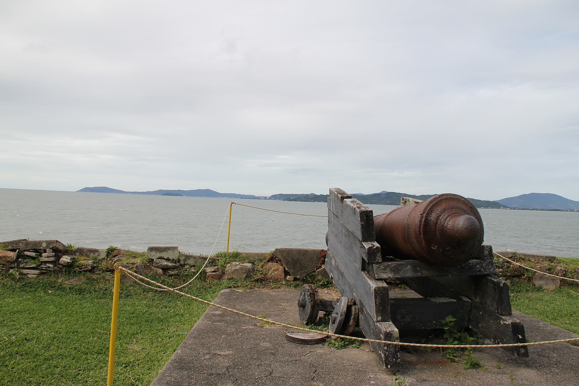 Santa Cruz Fortress, Anhatomirim, Florianópolis