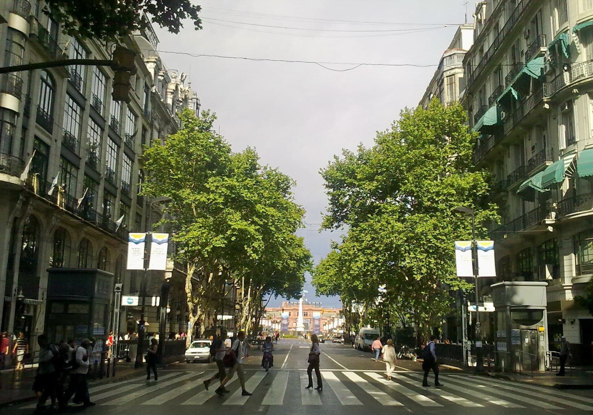 Avenida de Mayo, Buenos Aires
