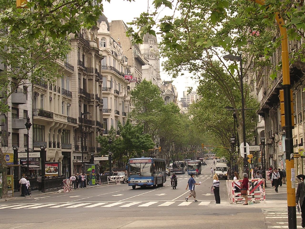 Avenida de Mayo, Buenos Aires