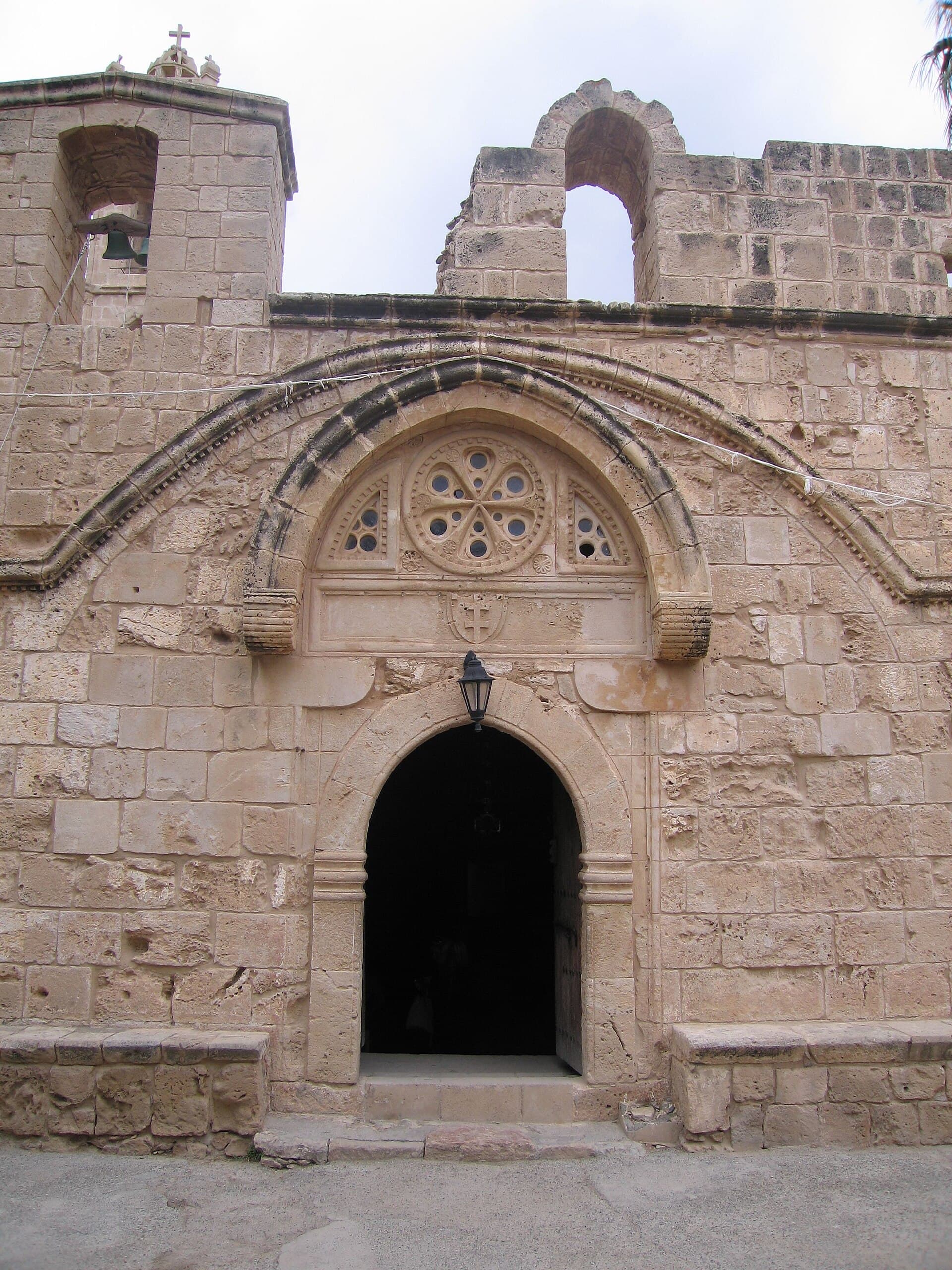 دير أيا نابا