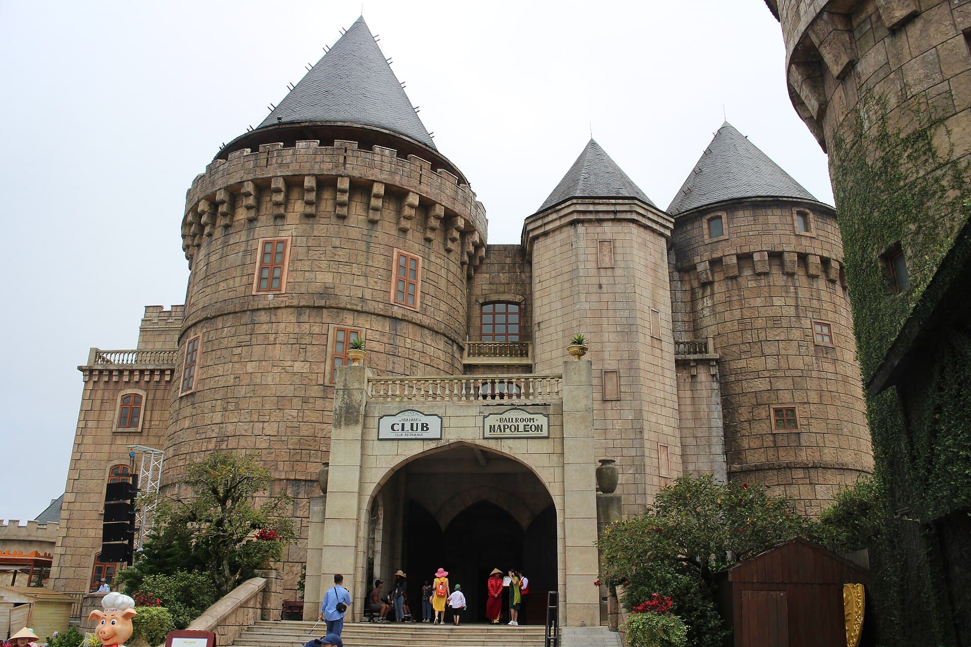 Ba Na Hills, Da Nang