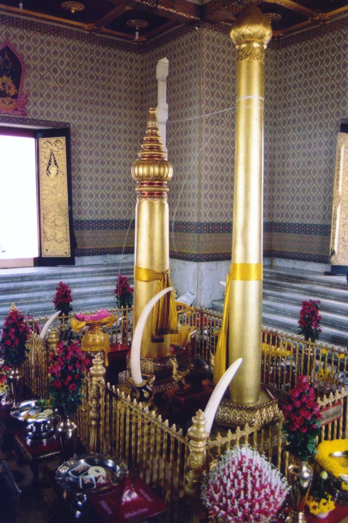 Bangkok City Pillar Shrine, Bangkok