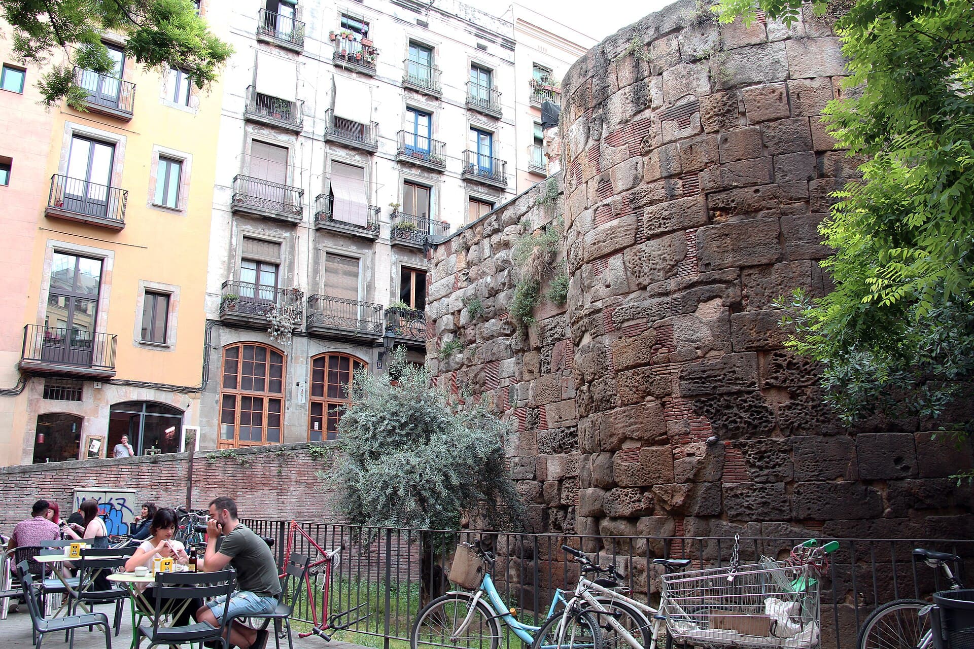 Roman Walls of Barcelona, Barcelona