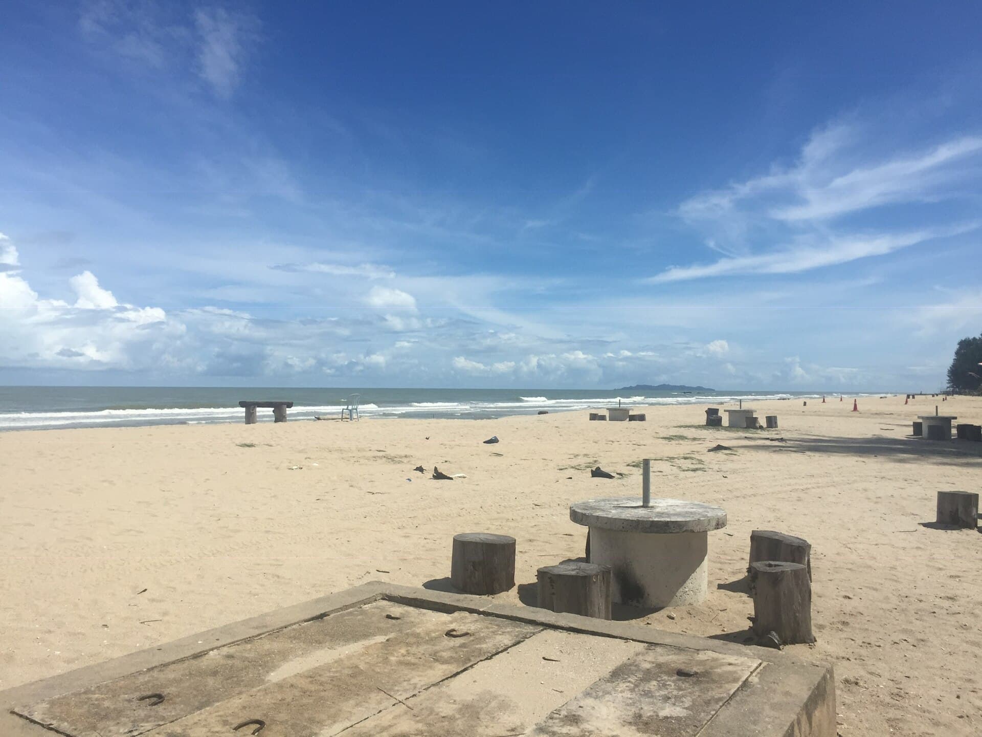Batu Buruk Beach