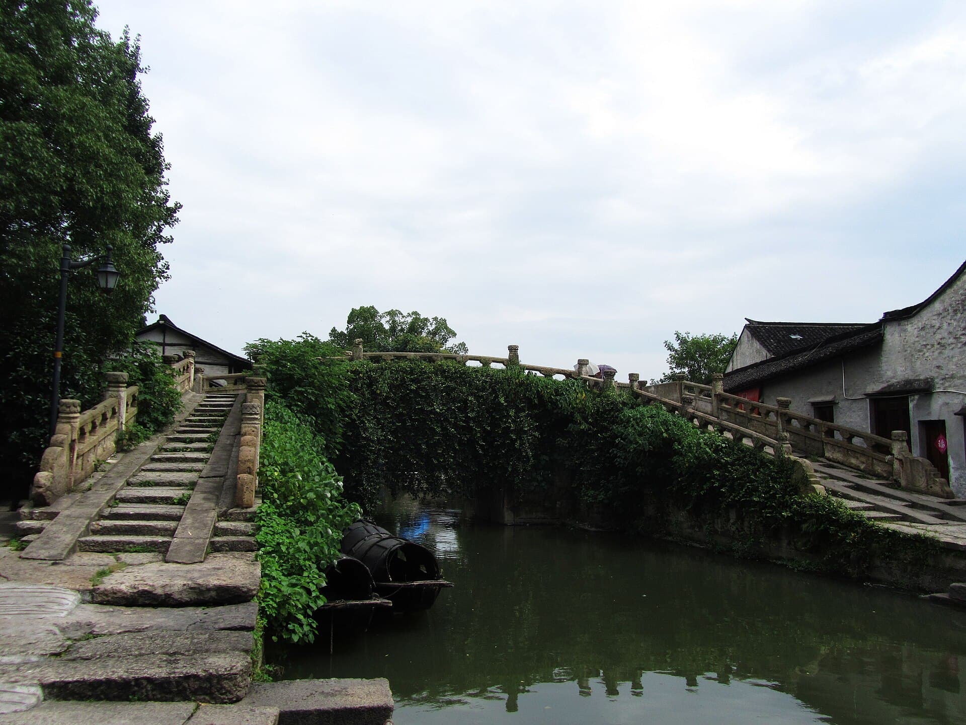 Bazi Bridge
