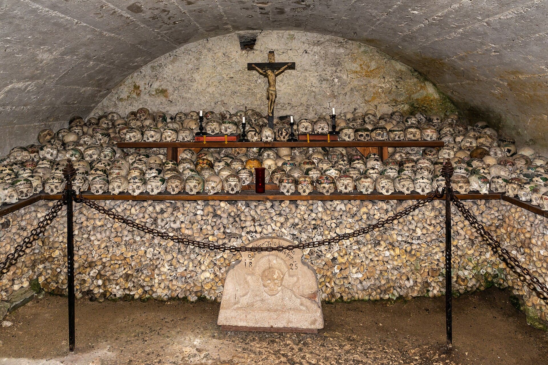 Hallstatt Charnel House, Hallstatt