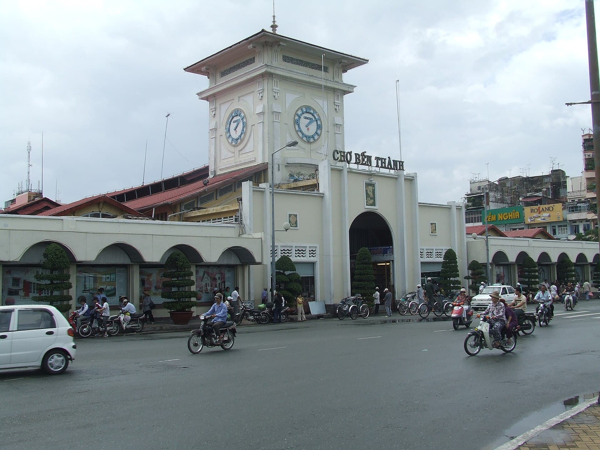 Ben Thanh Market