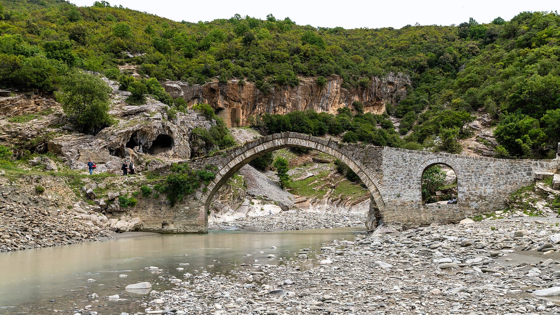 Bënja Thermal Baths, Përmet