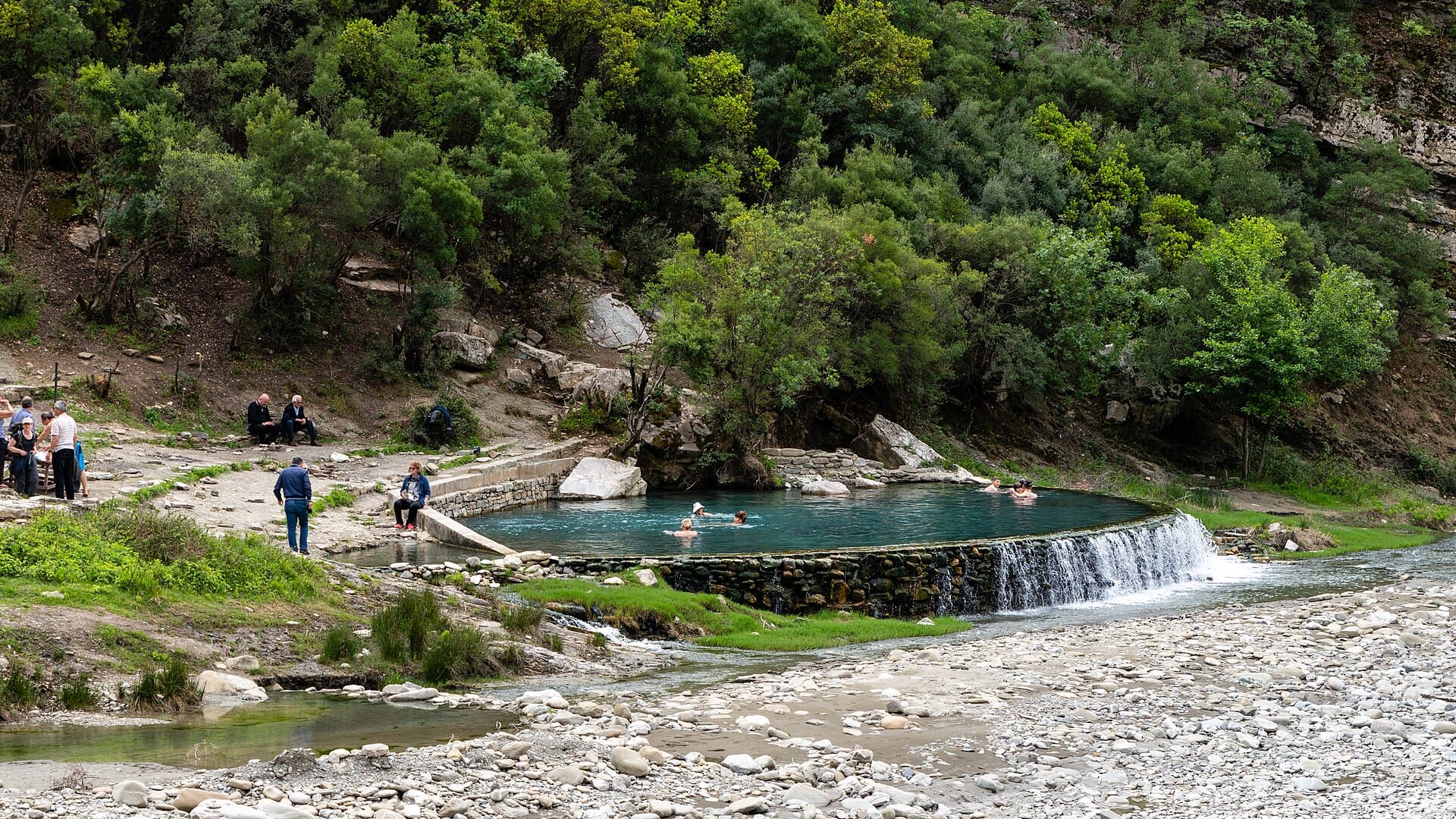 Bënja Thermal Baths, Përmet