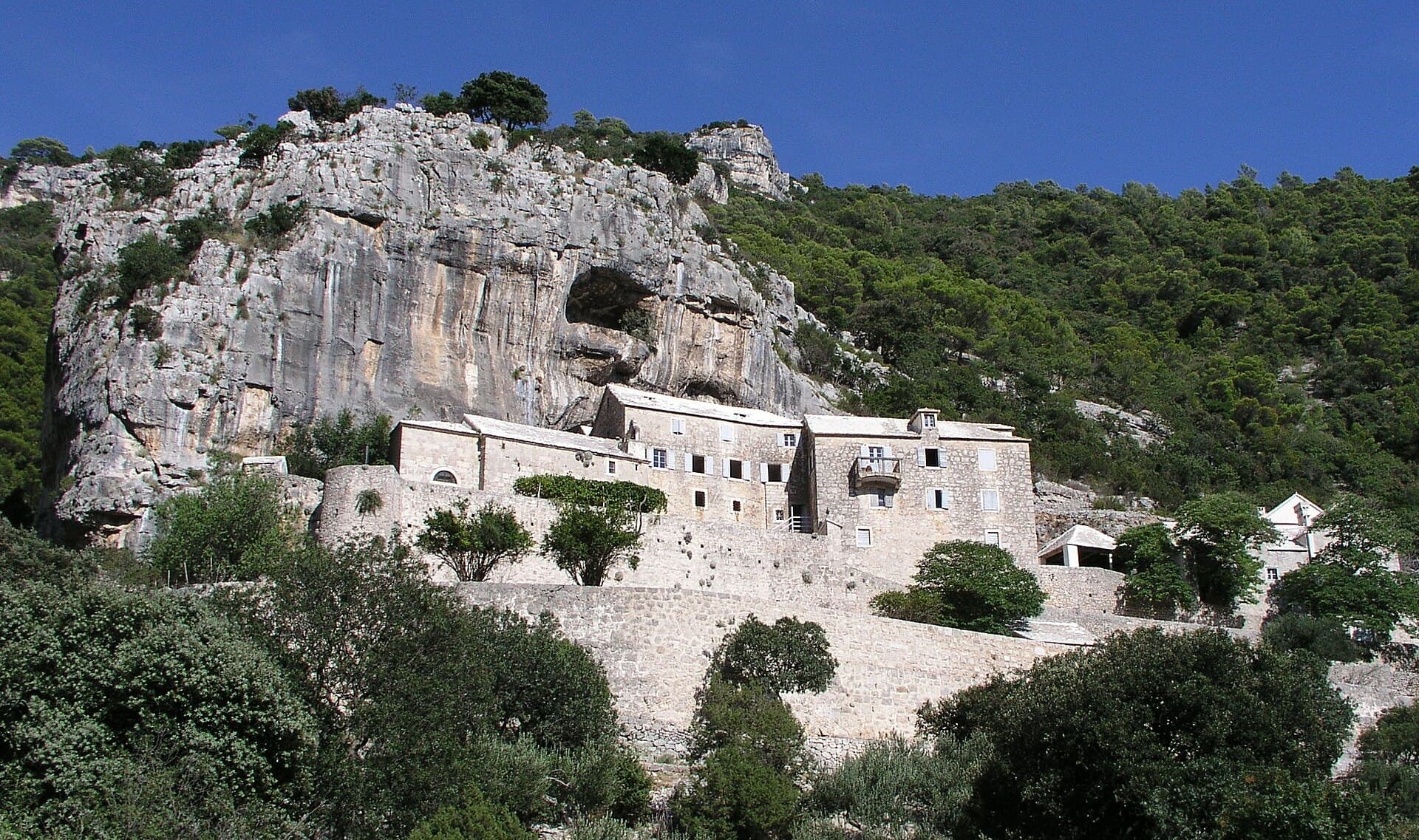 Blaca Hermitage, Brač
