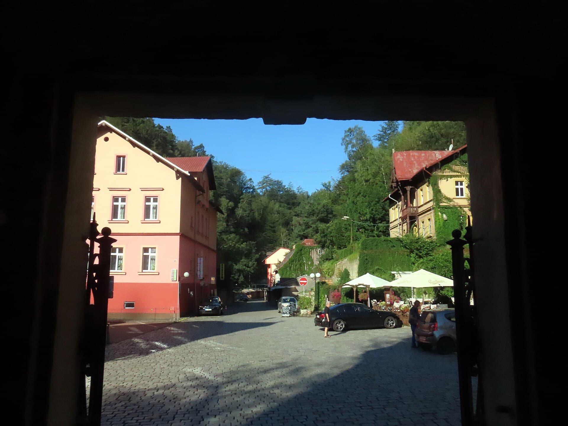 Bohemian Switzerland, Prague
