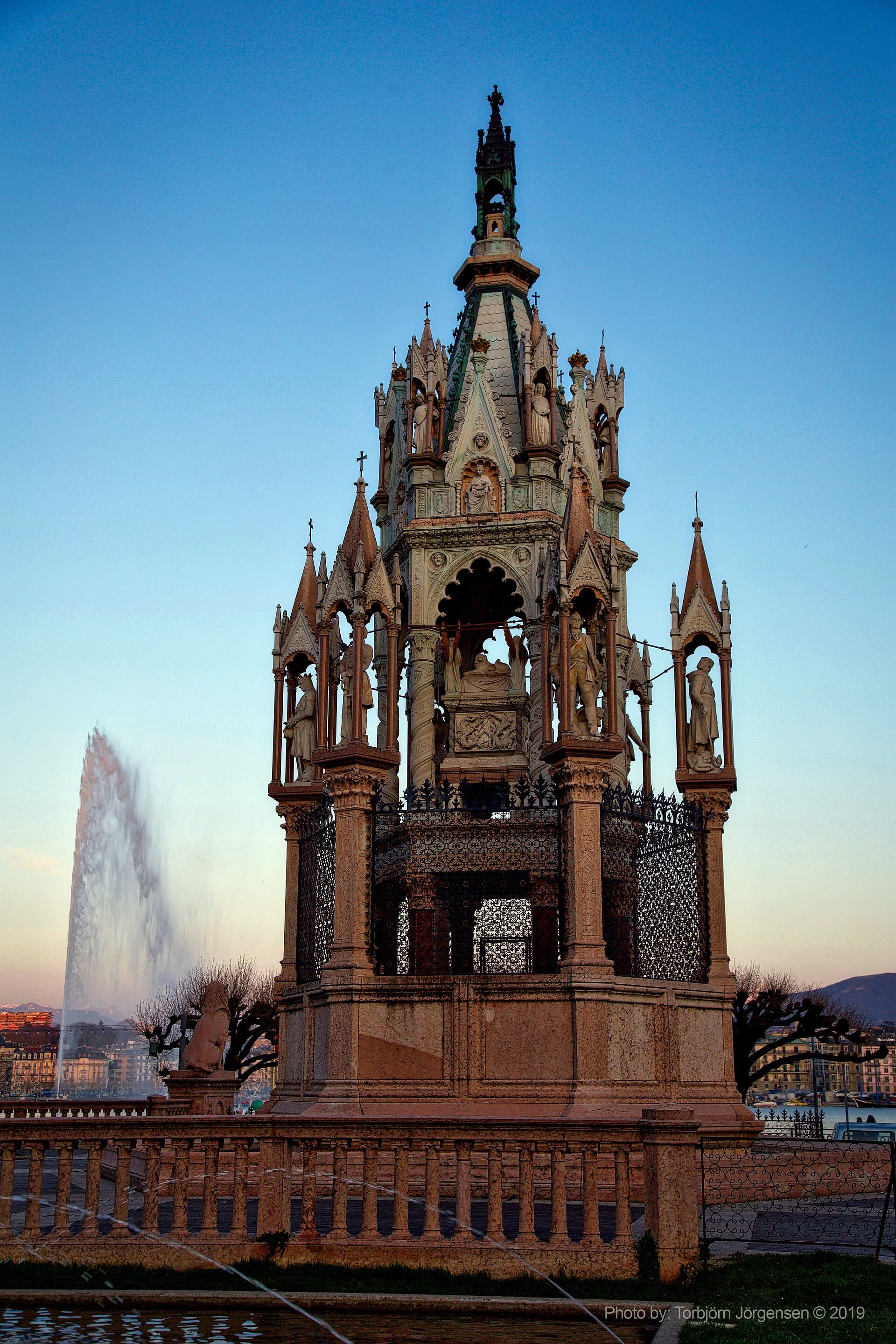 Brunswick Monument, Geneva