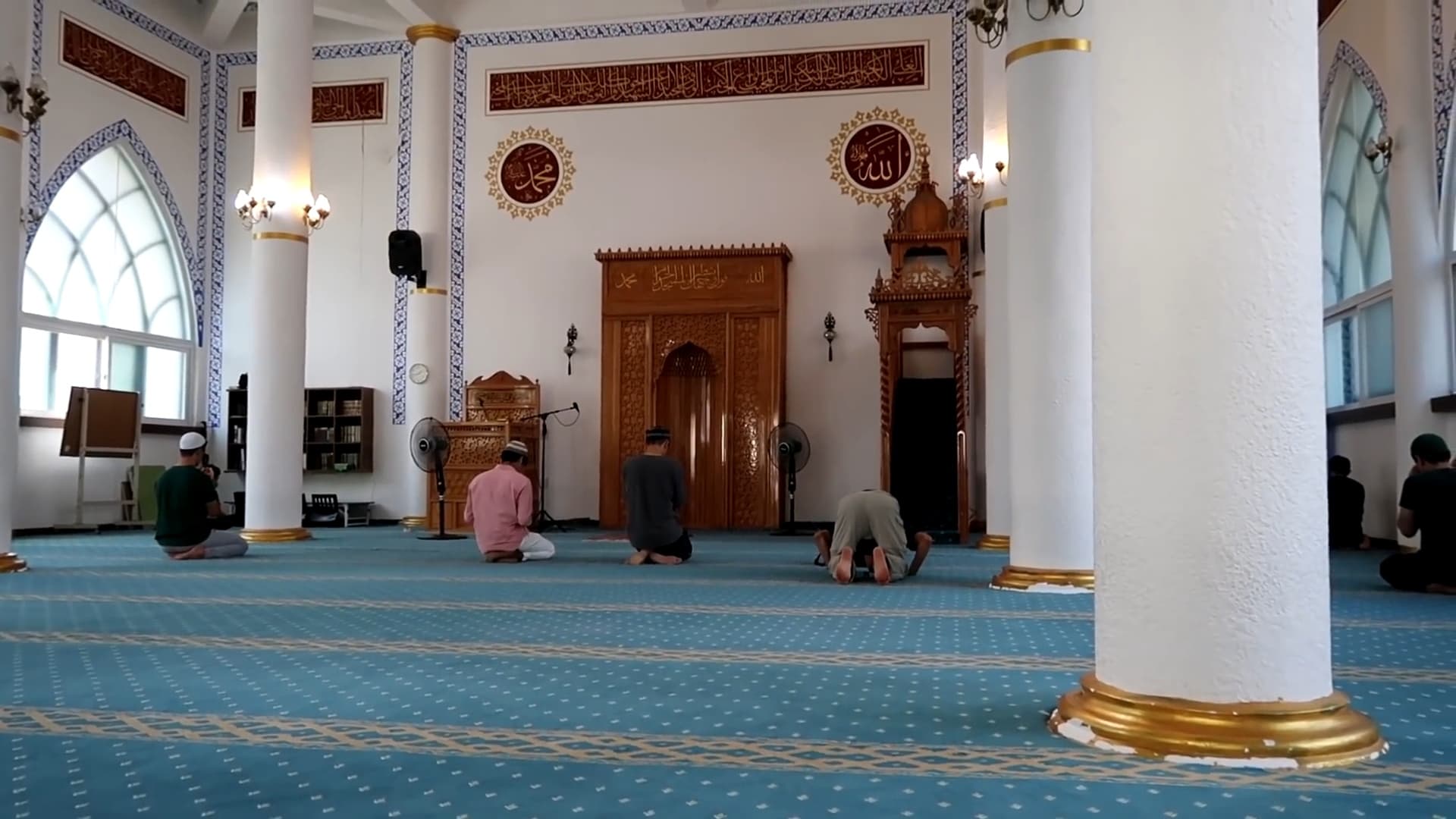 Busan Al-Fatah Mosque