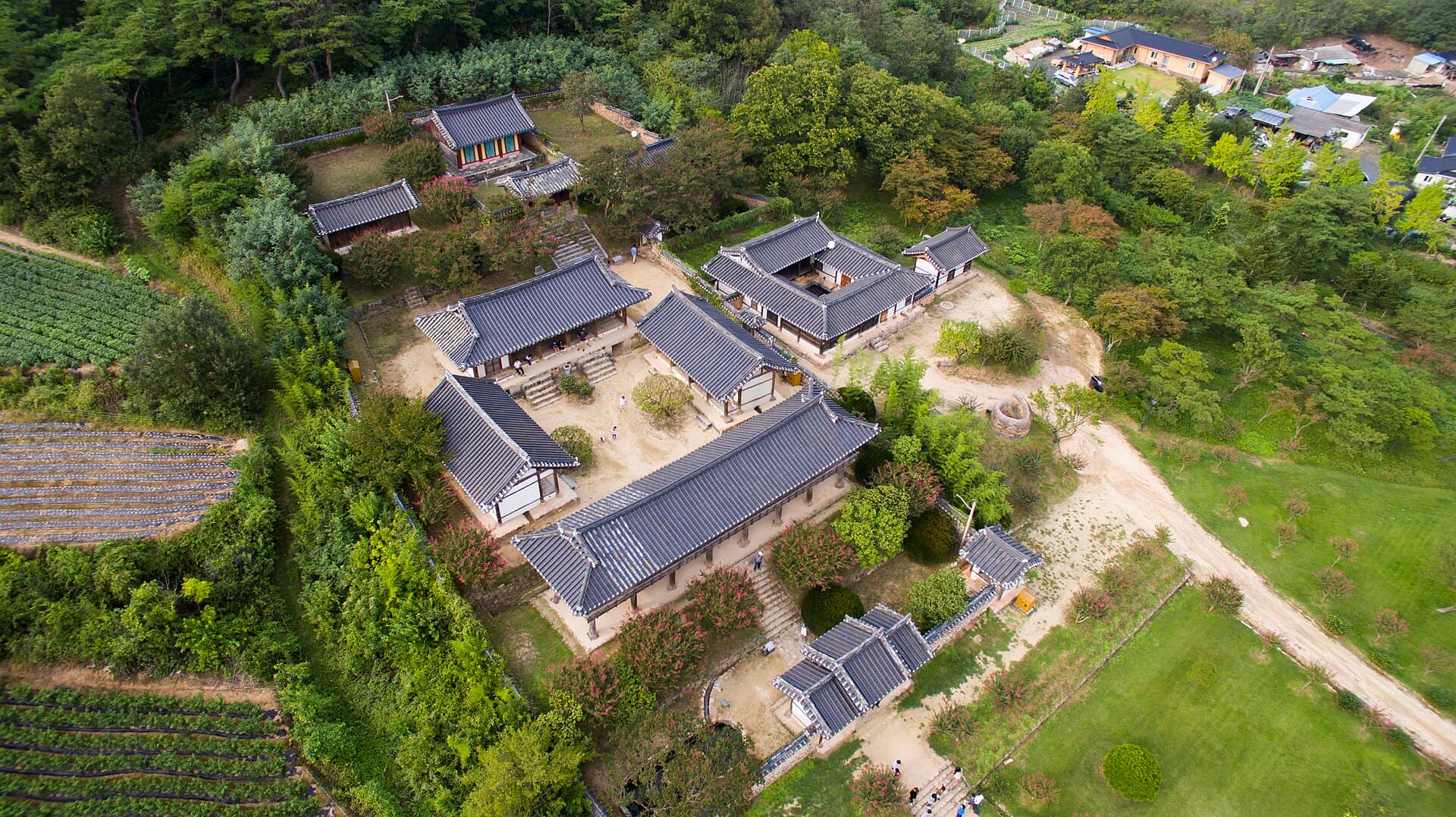 Byeongsan Seowon Confucian Academy, Andong