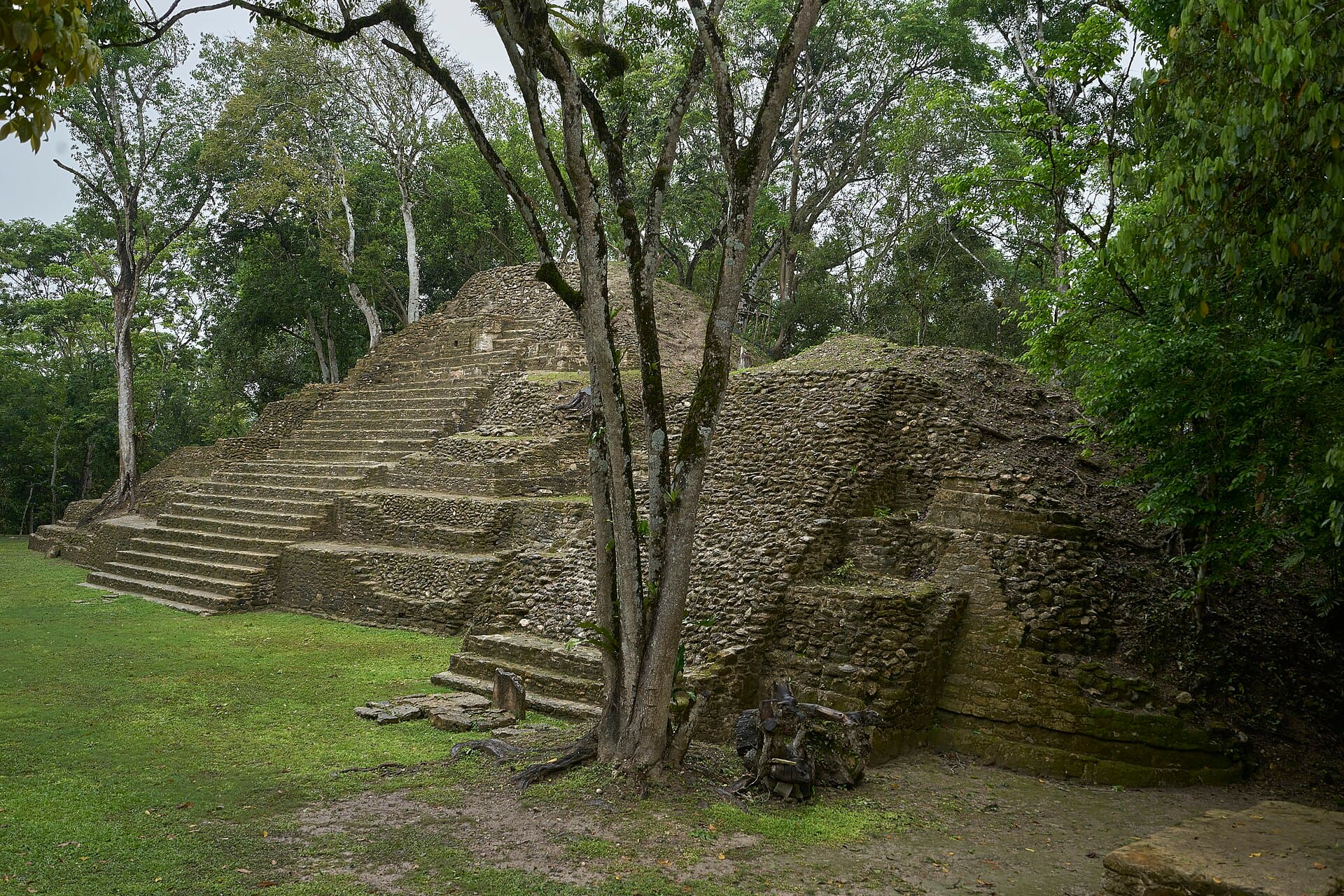 Cahal Pech Archaeological Site