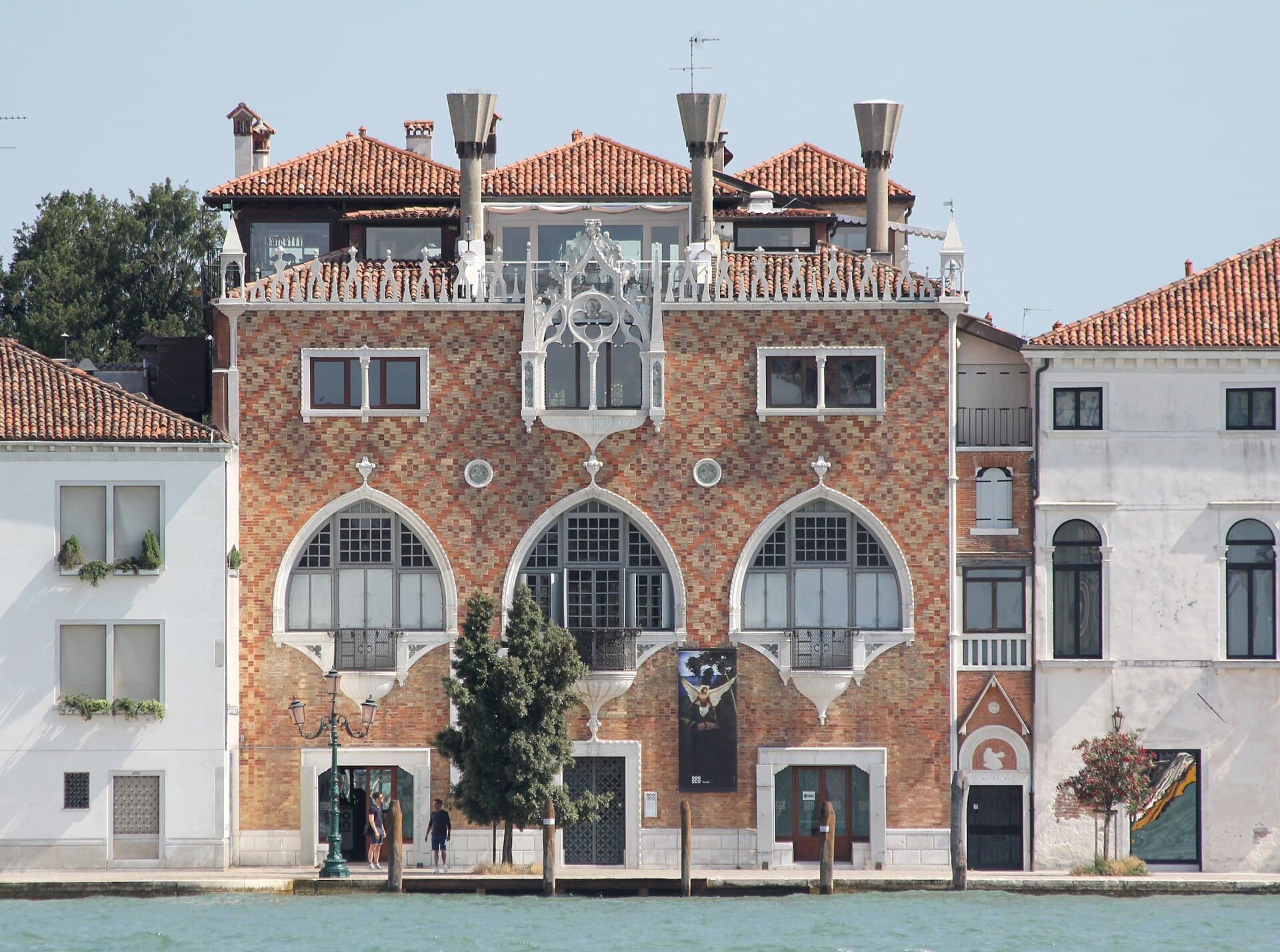 The House of the Three Eyes, Venice
