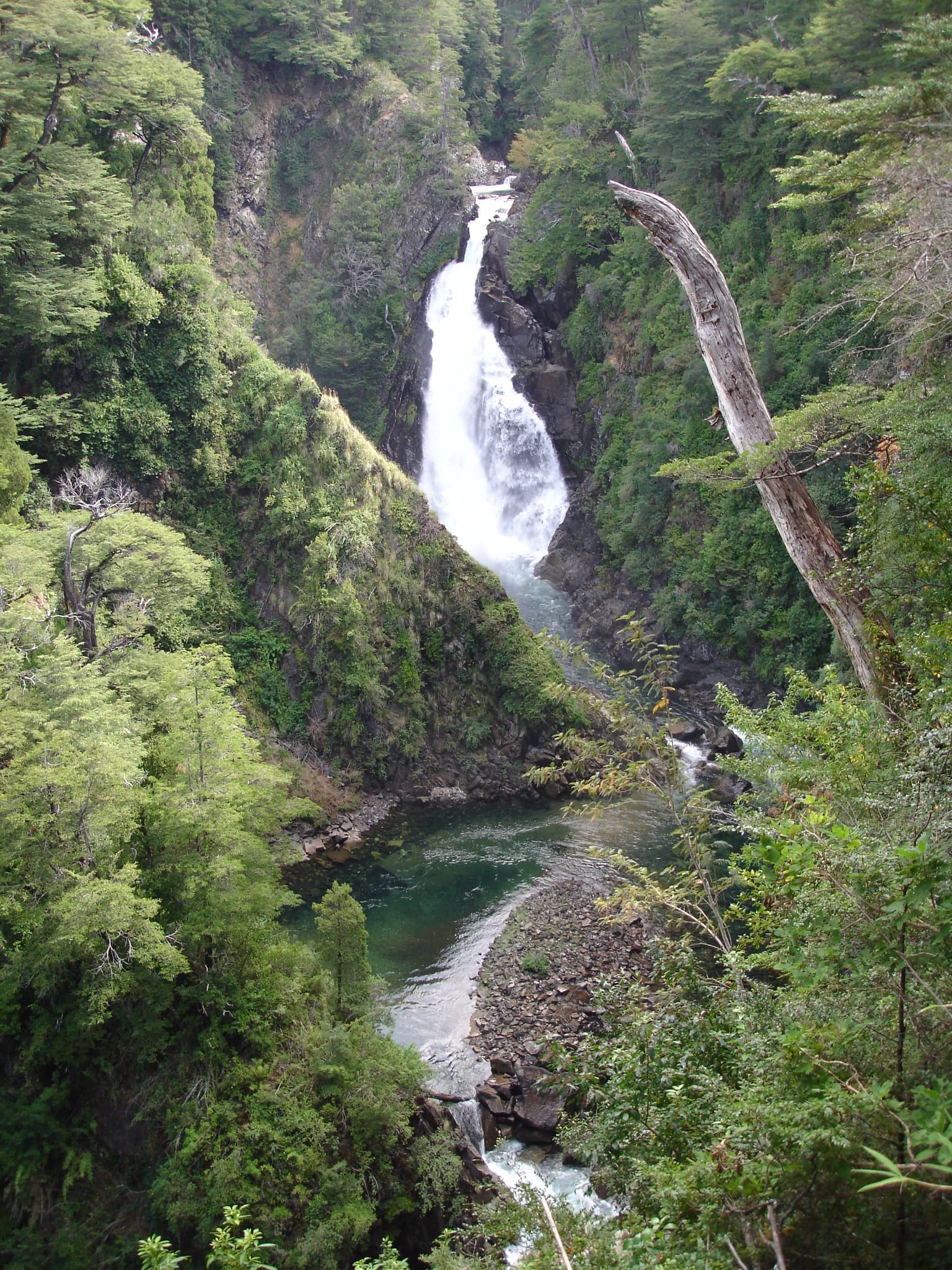 Cascada Chachín (Chachín Waterfall), San Martín de los Andes