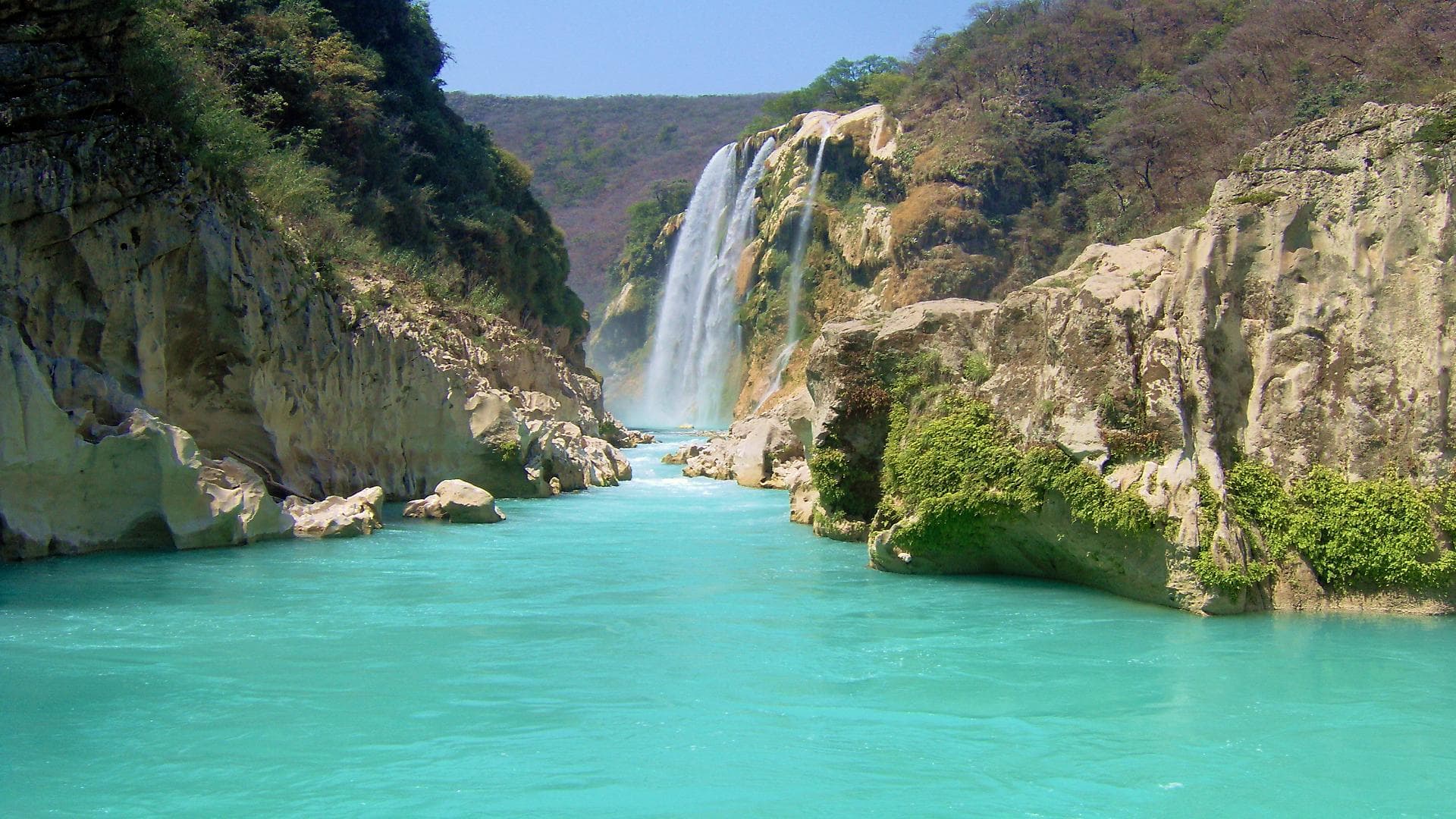Tamul waterfall