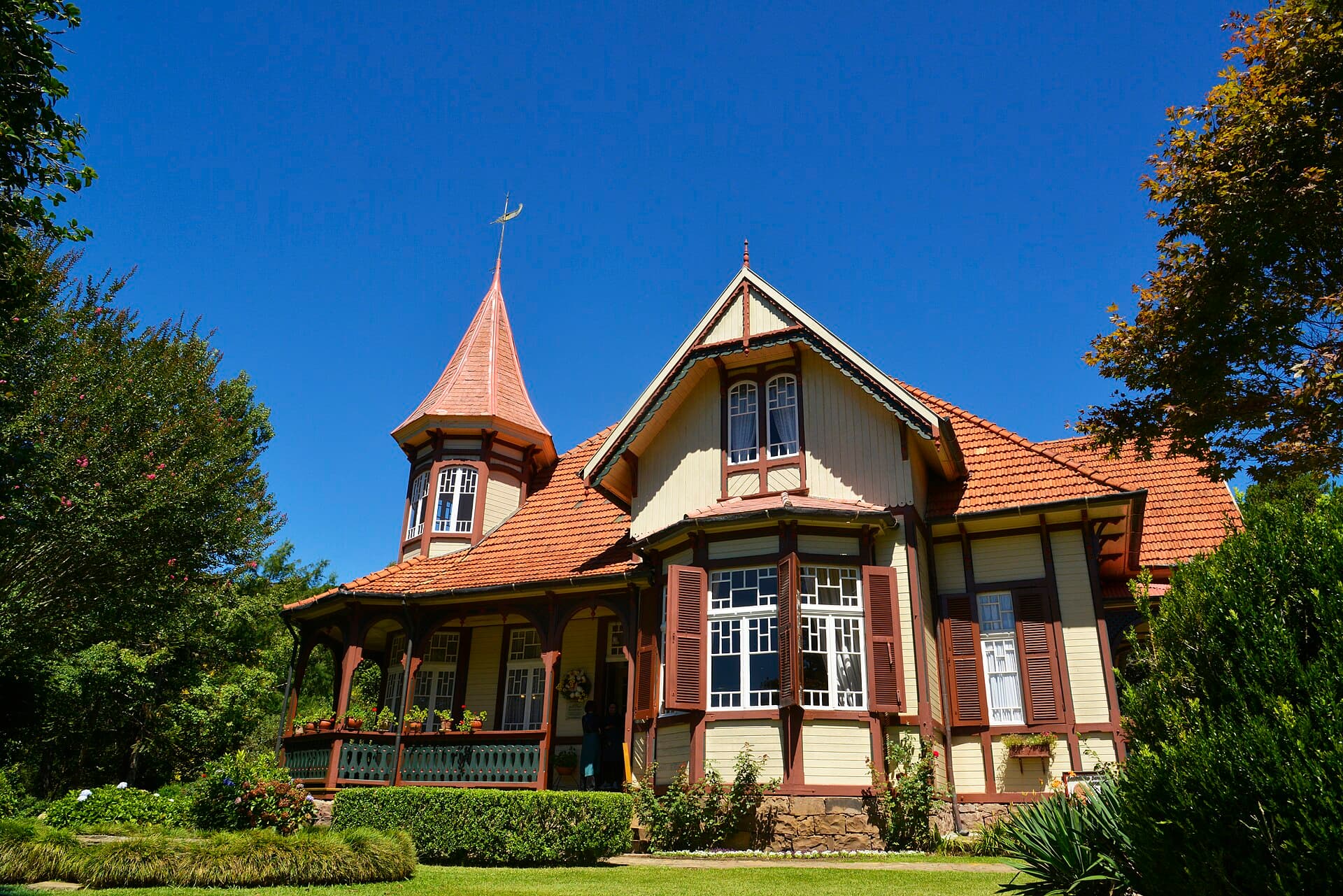 Castelinho Caracol (Franzen House), Canela