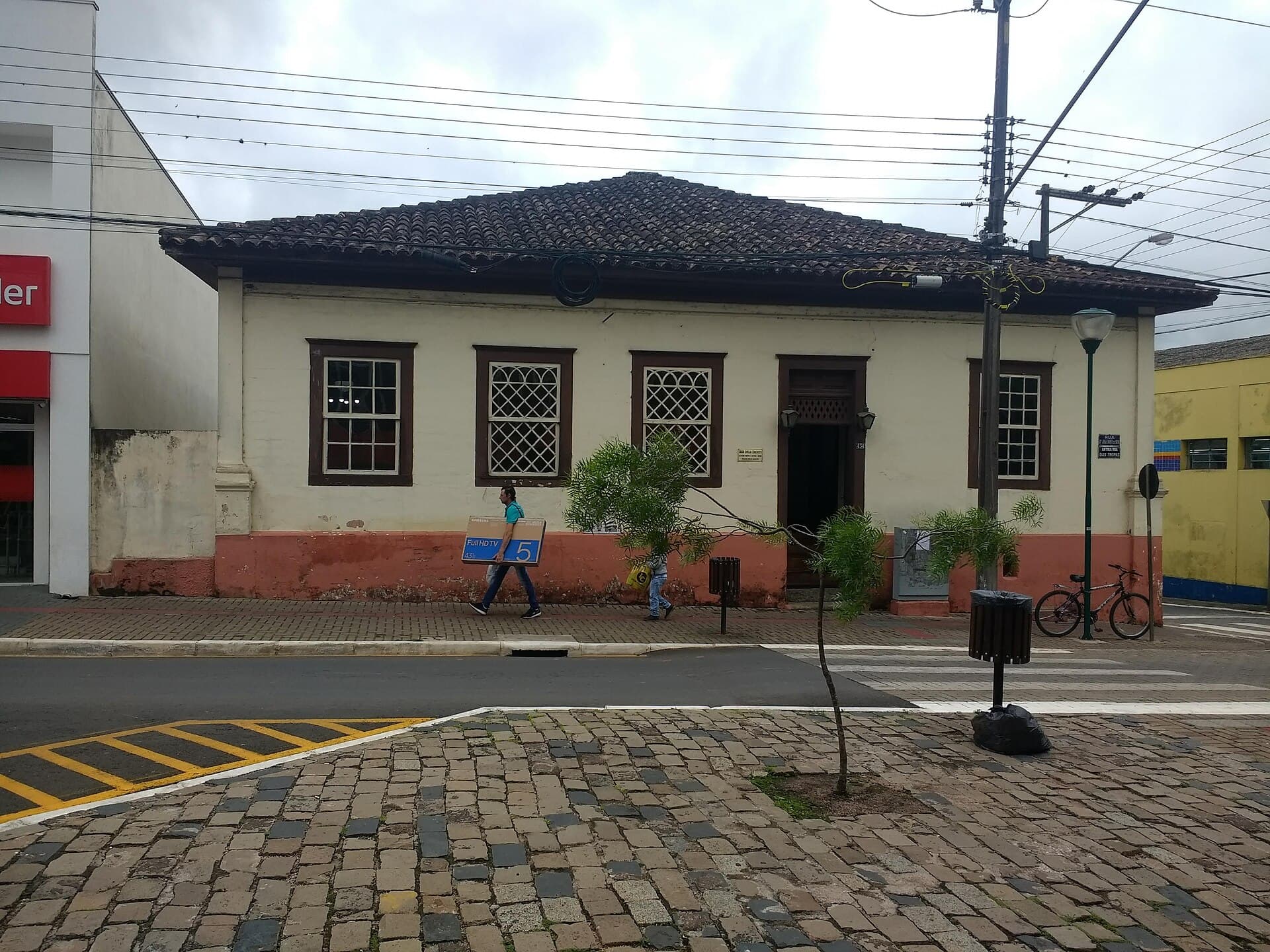 Castro and the Tropeiro Museum, Castro