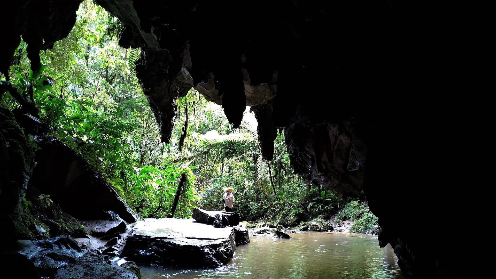 Água Suja Cave, Iporanga