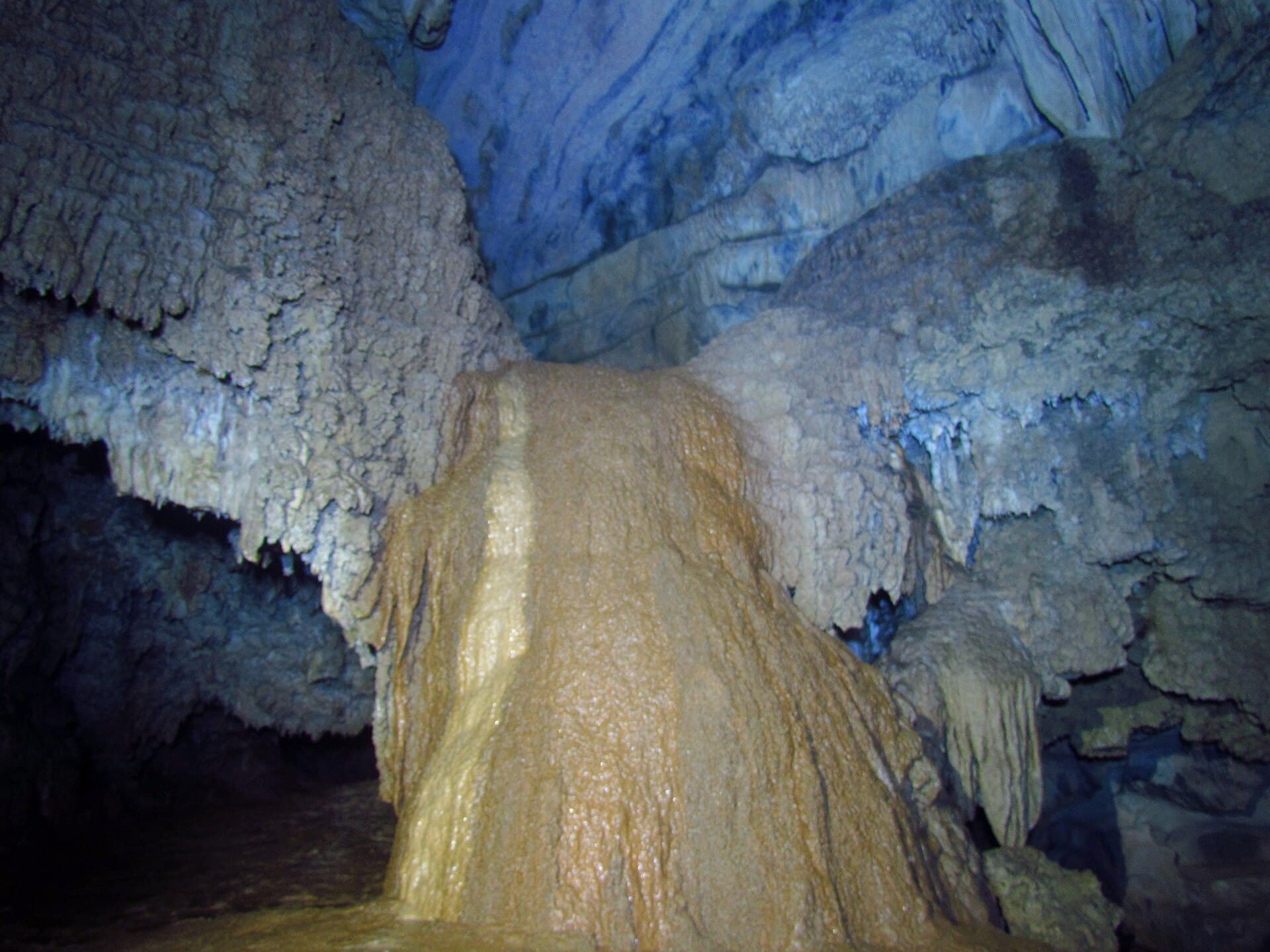 Chapéu Cave, Apiaí