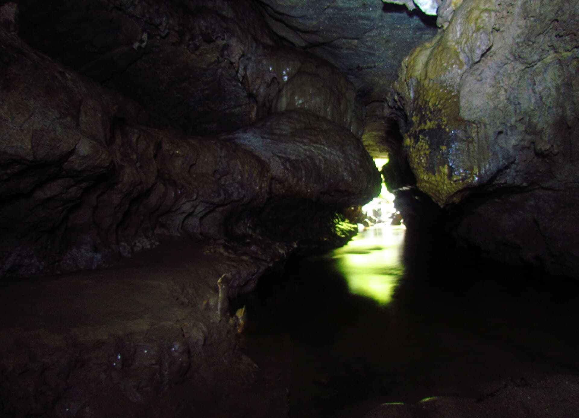 Aranhas Cave