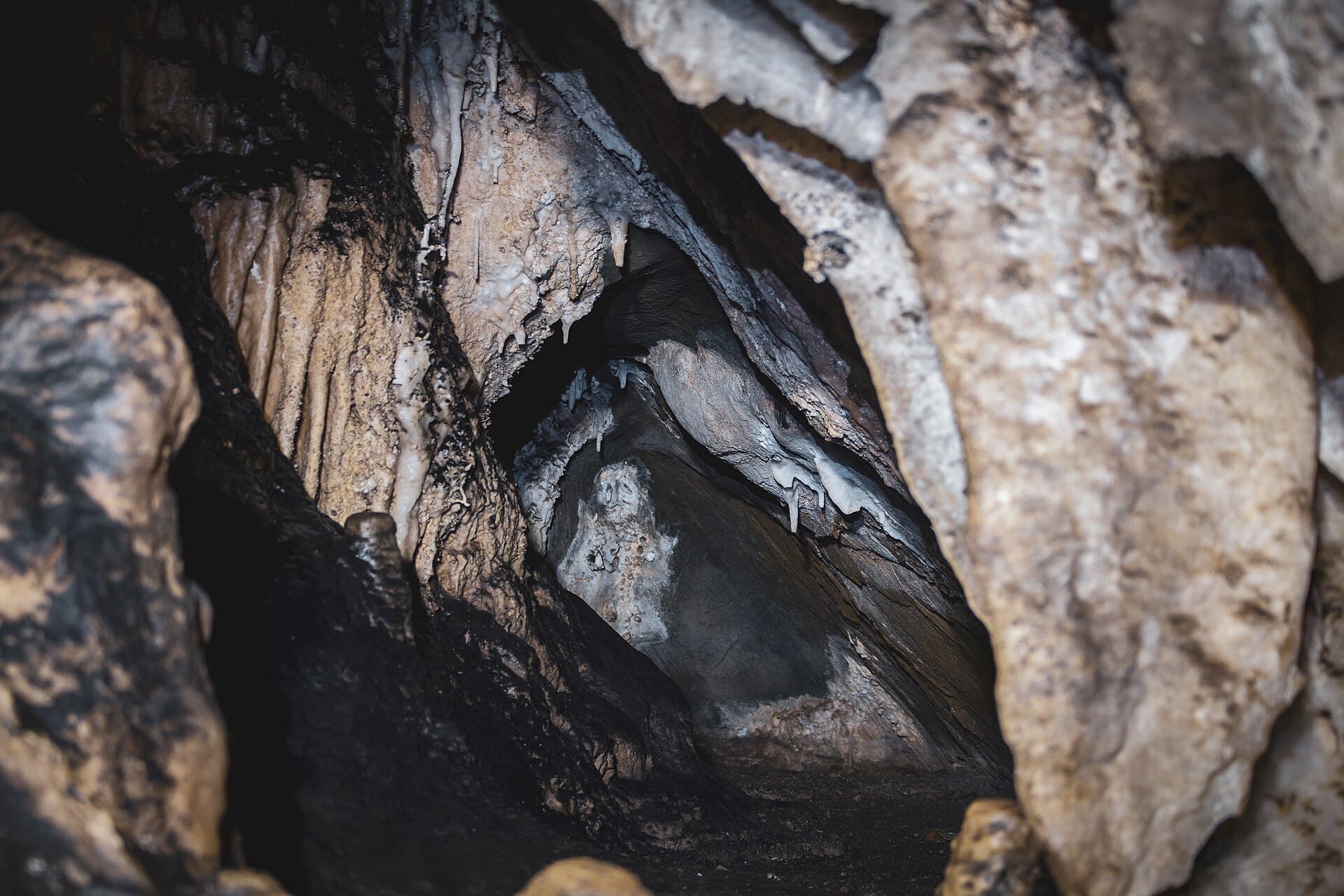 Caverna Santana, Iporanga