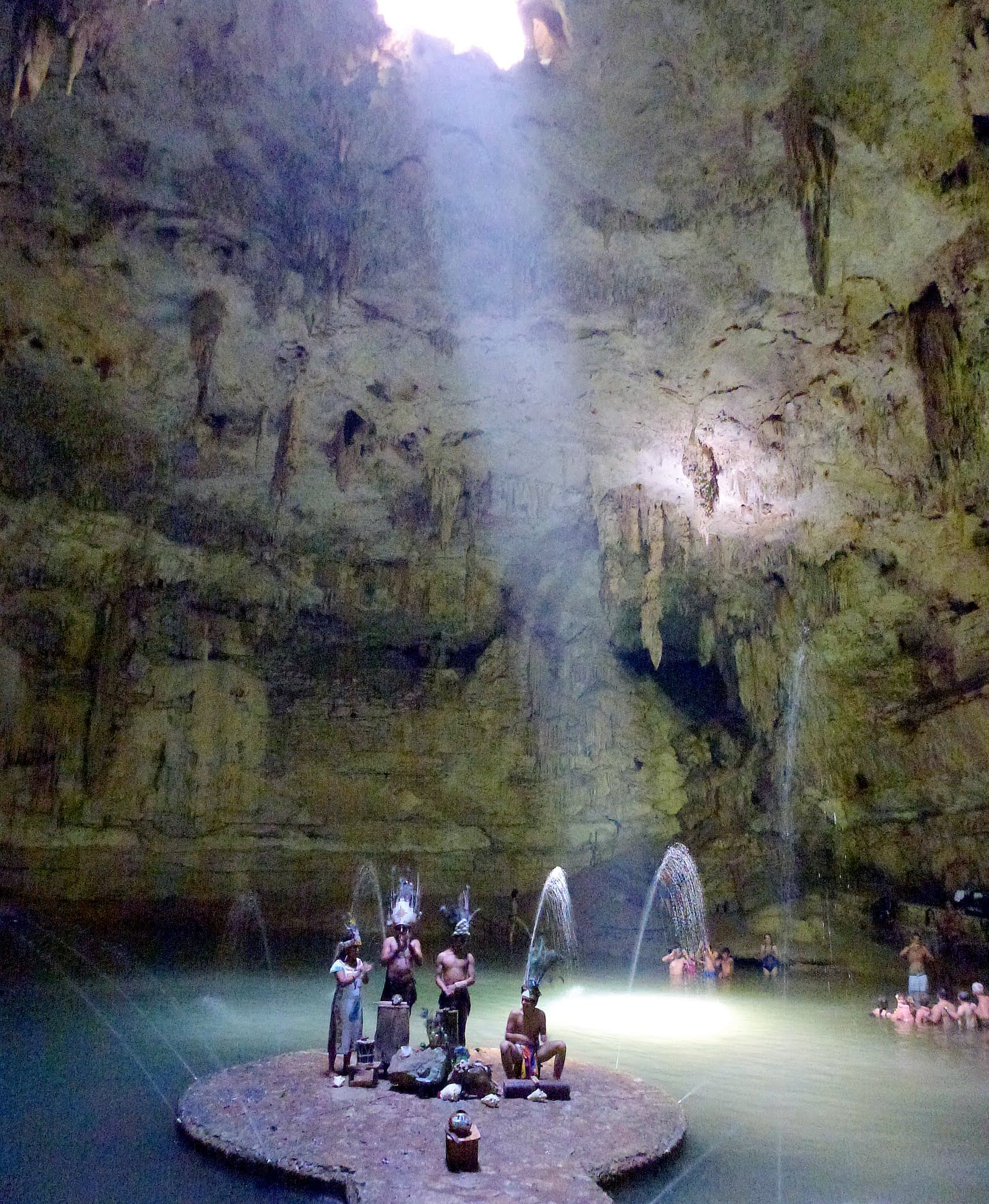 Cenote Suytun