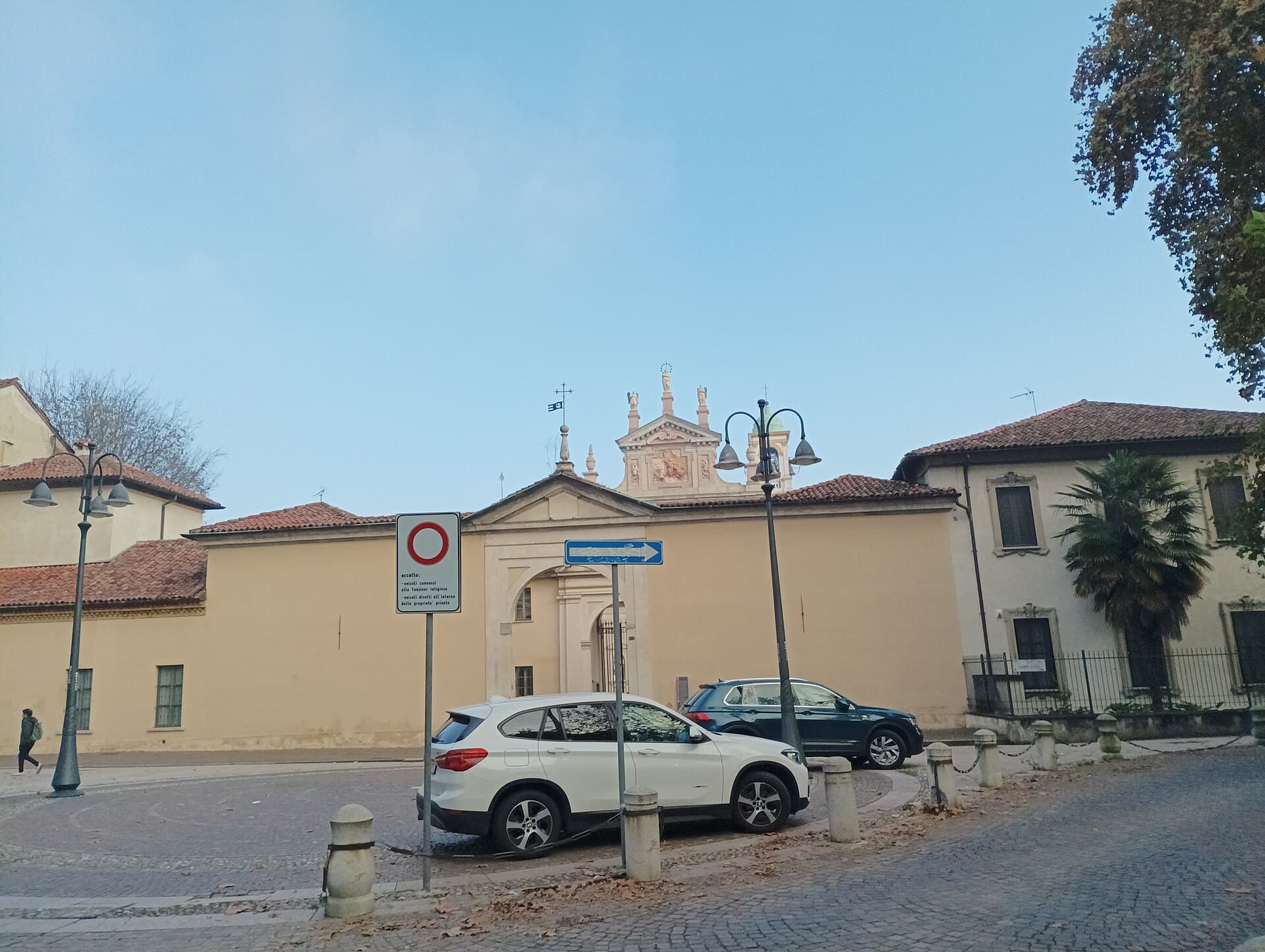 The Certosa di Garegnano, Milan