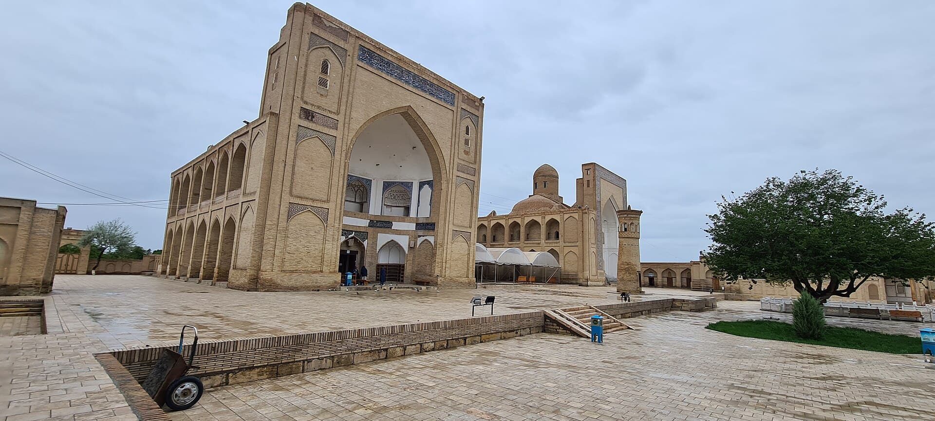 مجمع تشور بكر