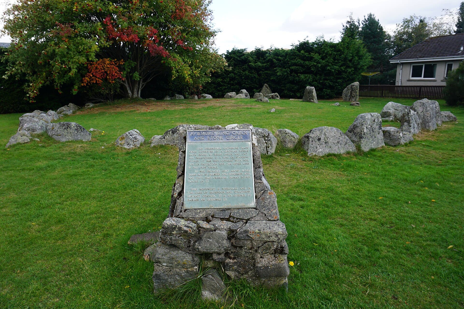 Clava Cairns