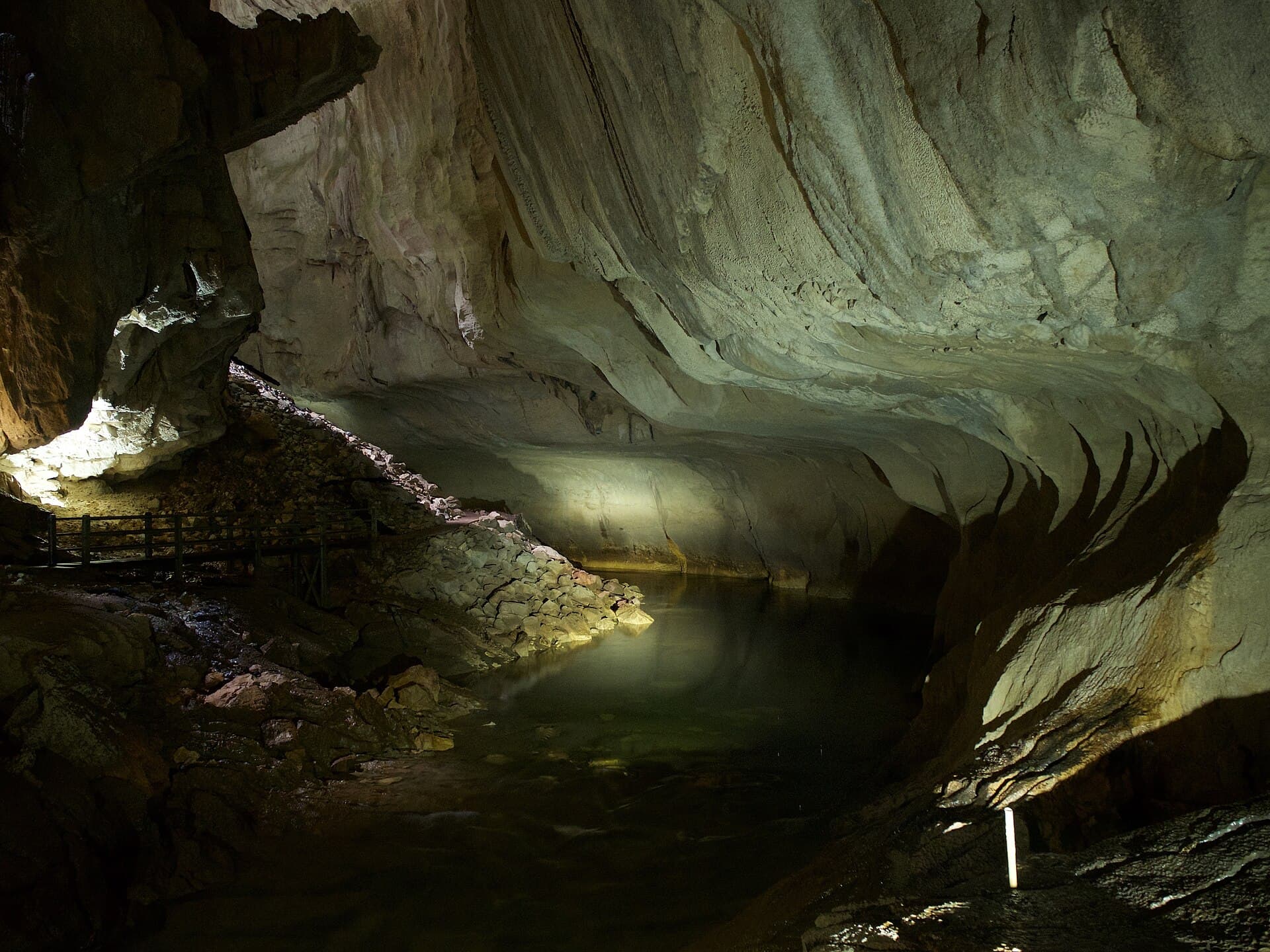 Clearwater Cave and Wind Cave, Mulu