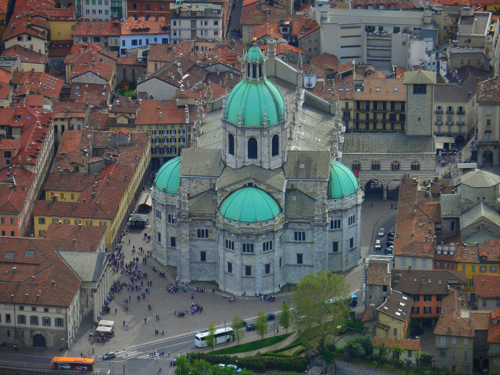 Como Cathedral
