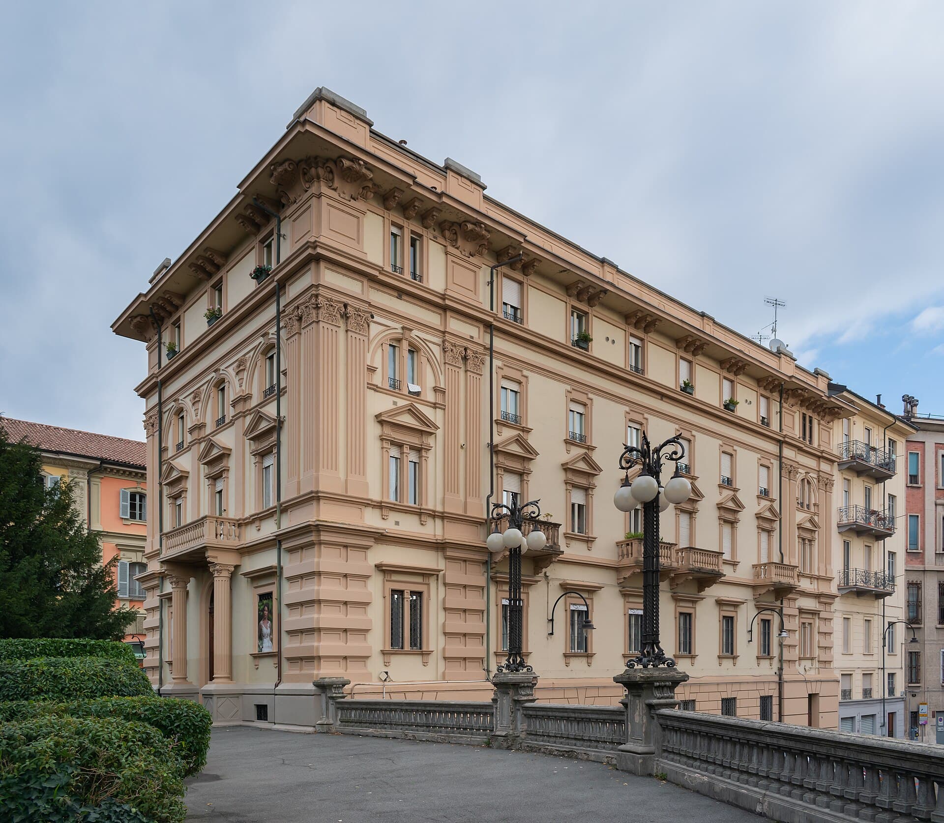 Corso Cavour, Verona