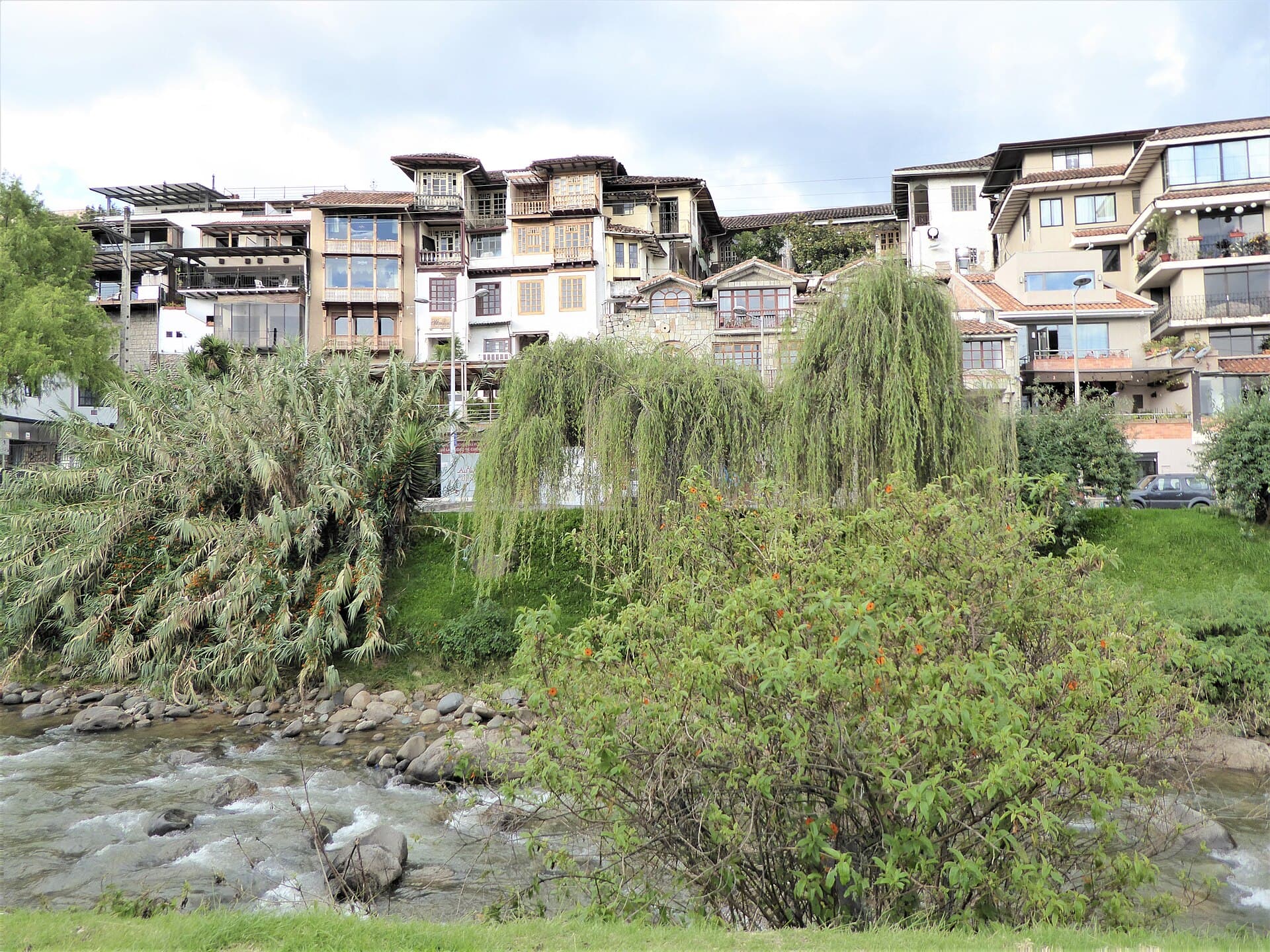 Cuenca historic centre and the Tomebamba River