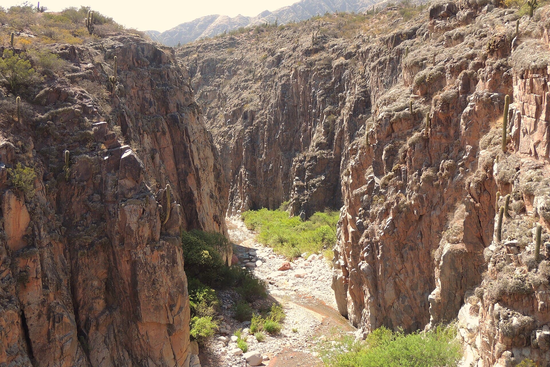 Cuesta de Miranda (Red Canyon Road), Chilecito