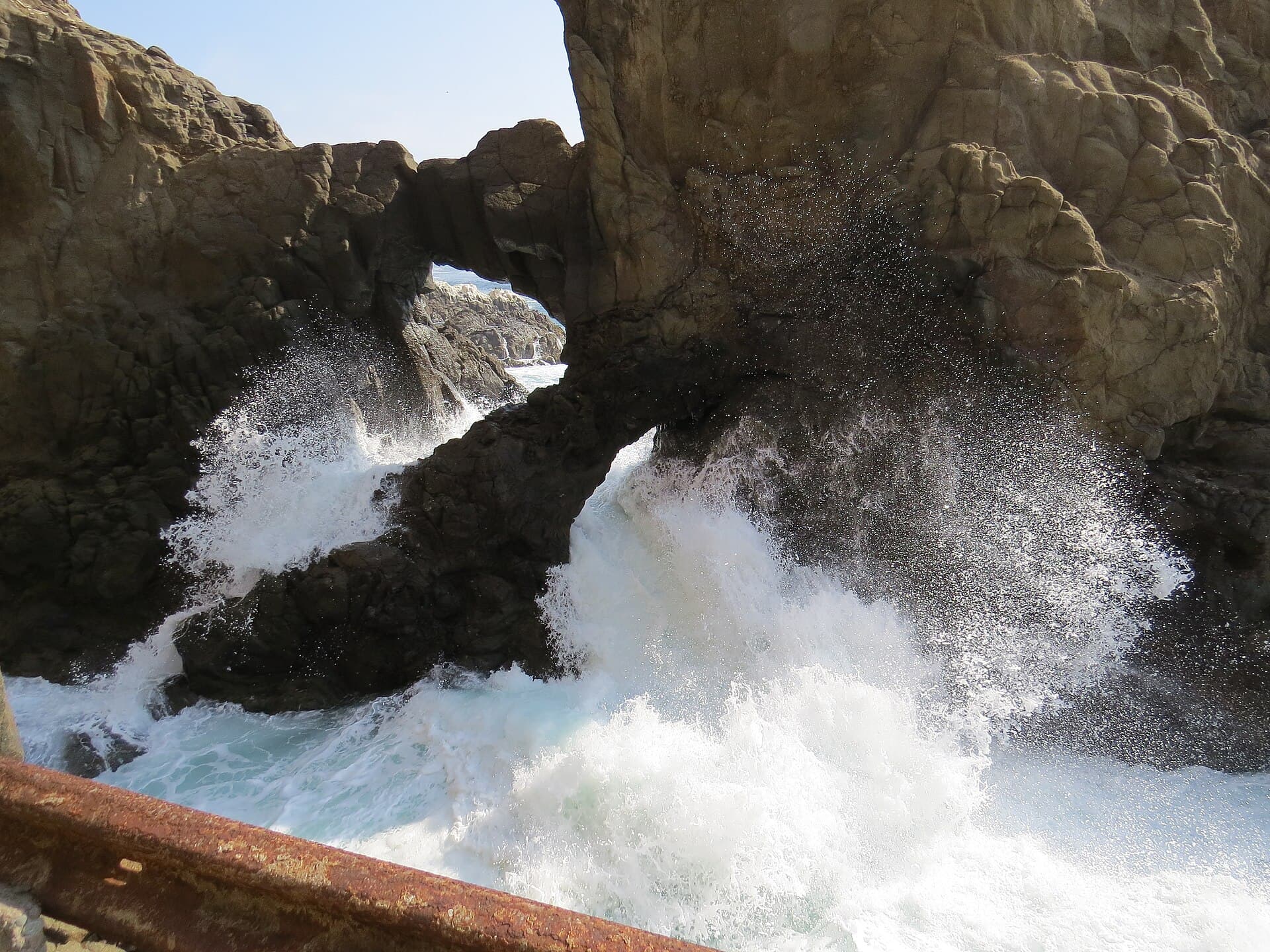 Anzota caves on the Arica coast